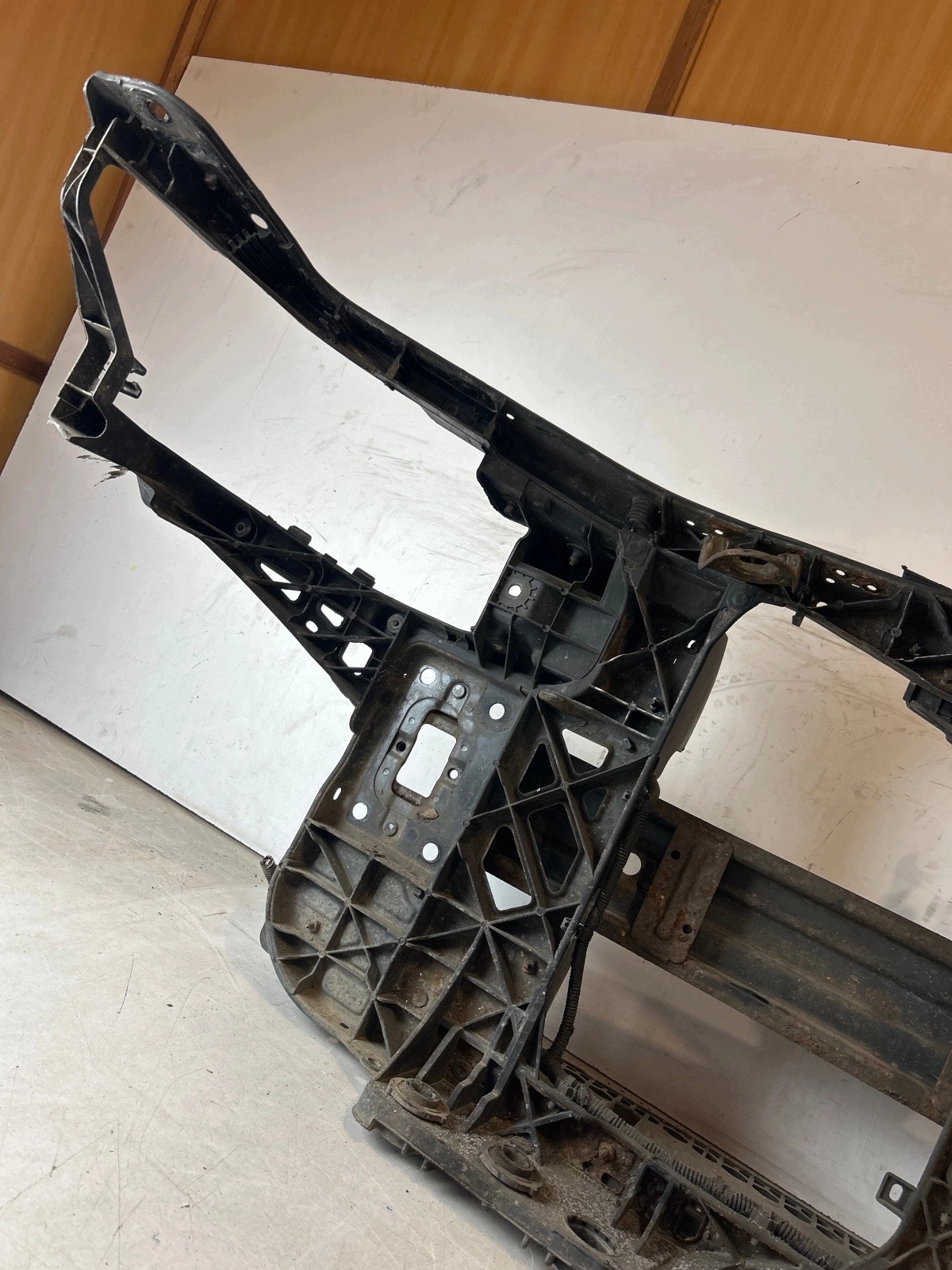 support panel for radiators pillar sider Kia Ceed and Lift 1.6 CRDI