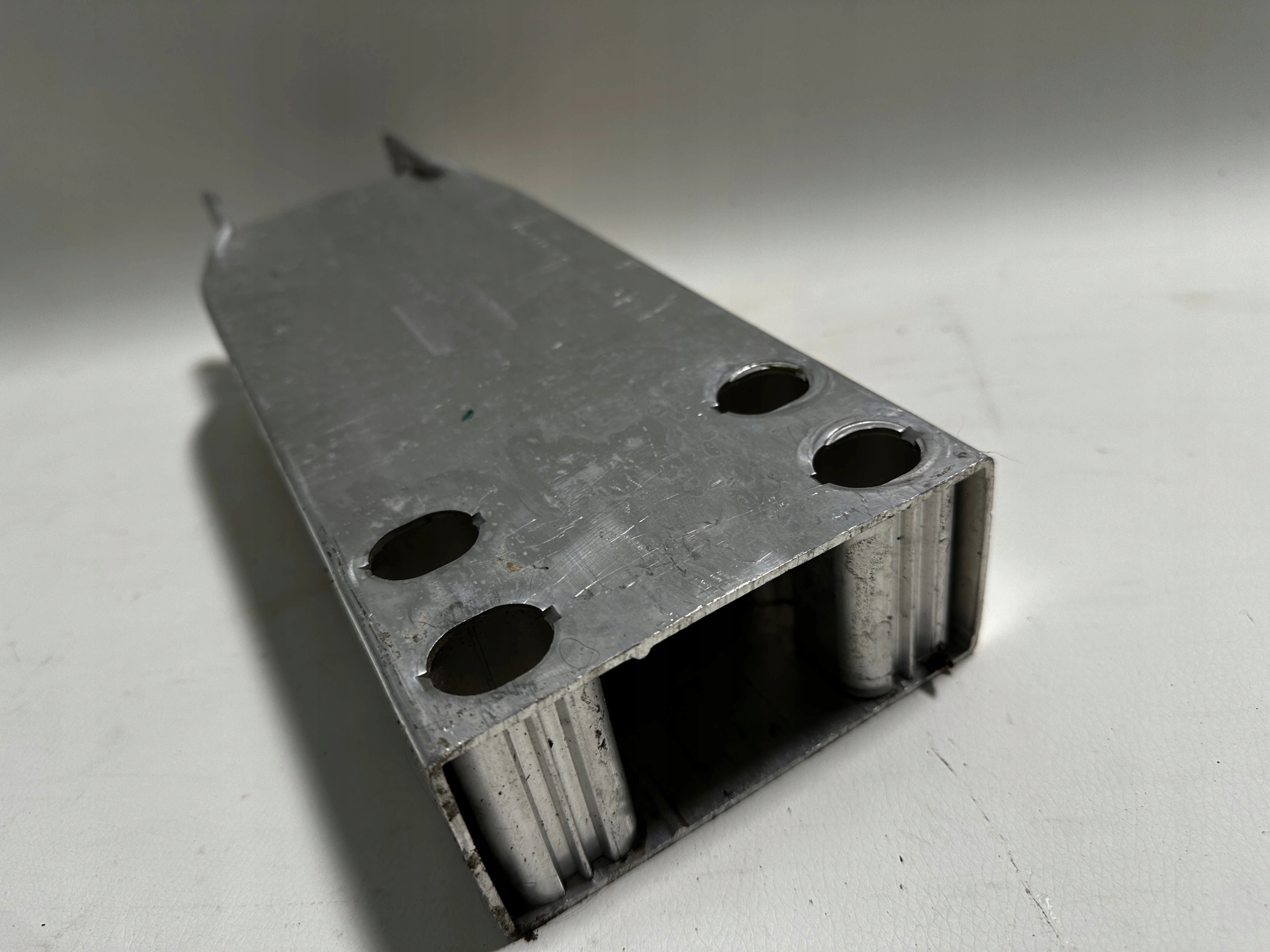 MERCEDES W213 beam tip right A2136201600