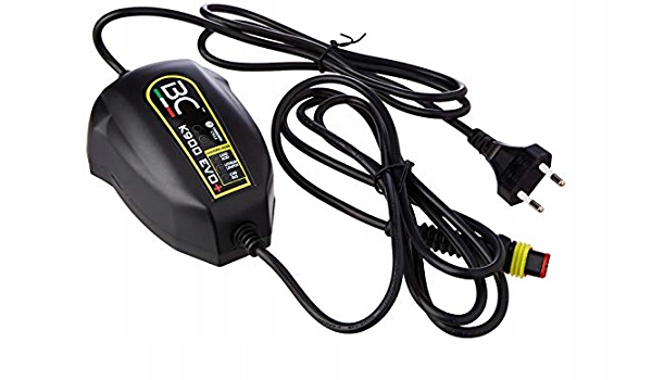 1121 LADOWARKA AKUMULATOROWA BC BATTERY K900 EAN 8059070580976