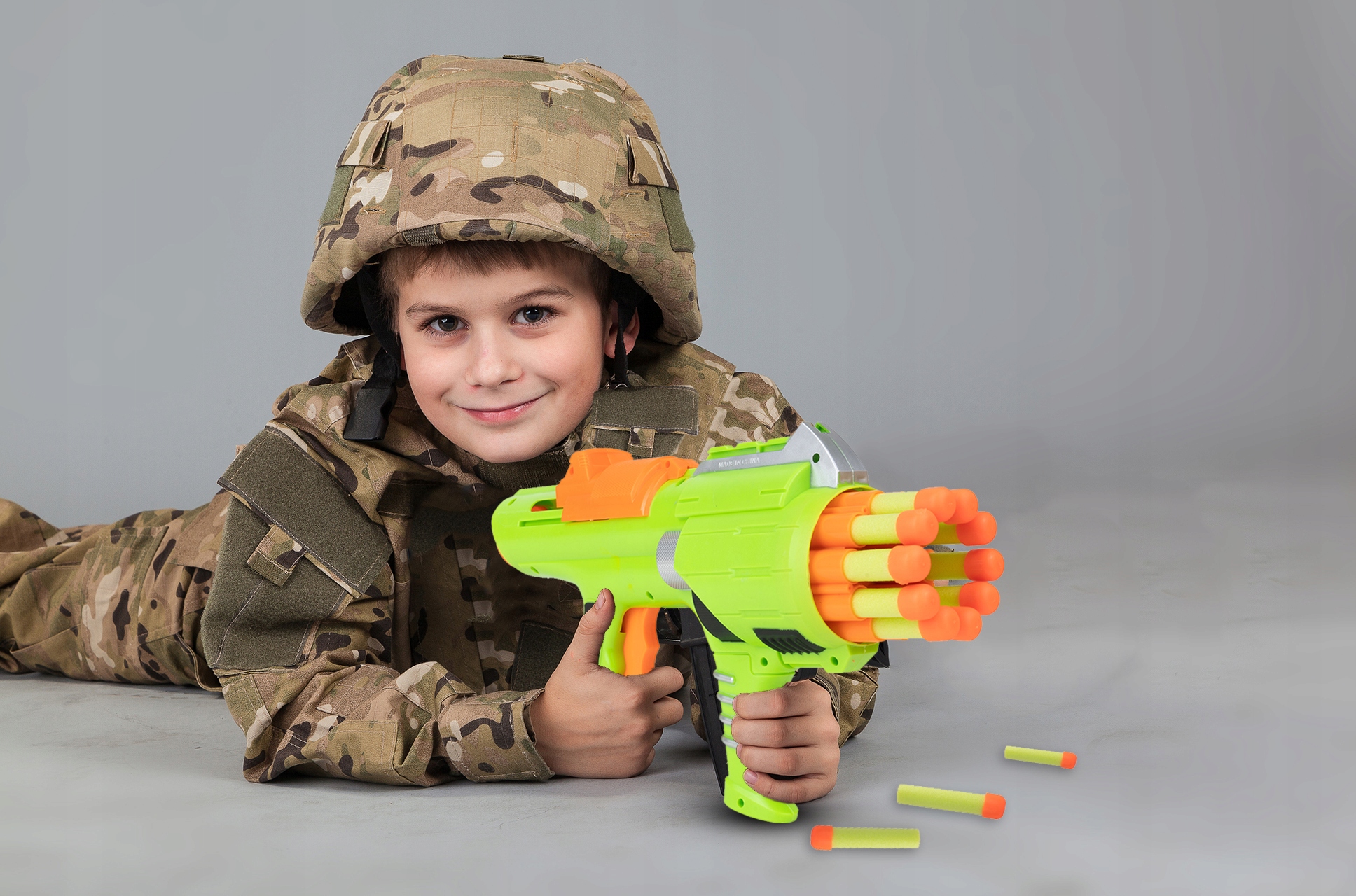 PISTOLET BROŃ STRIKE BLASTER STRZAŁKI PIANKOWE 10 Seria MalPlay