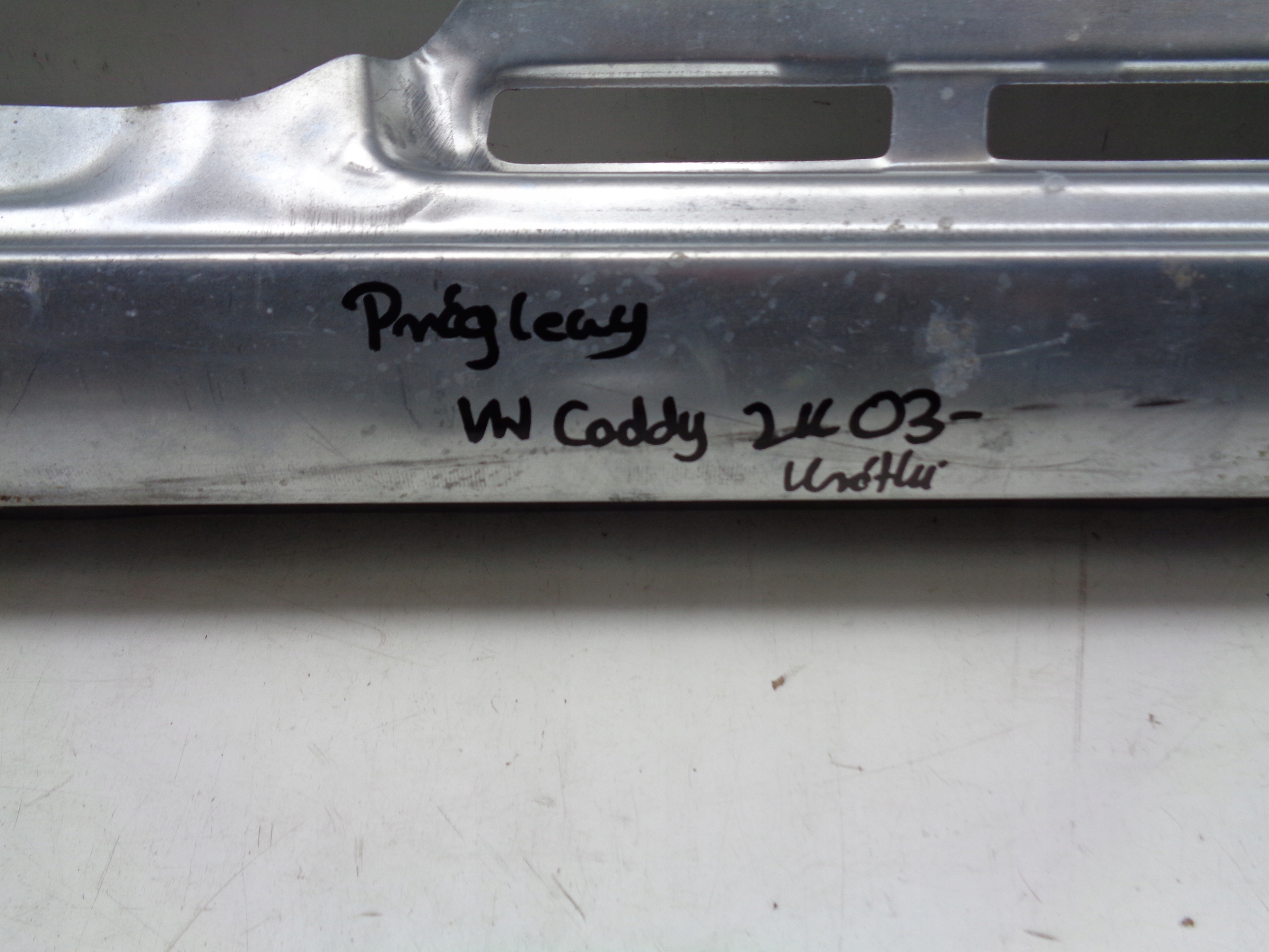 threshold left VW CADDY 2K 2K0 03- KROTKI