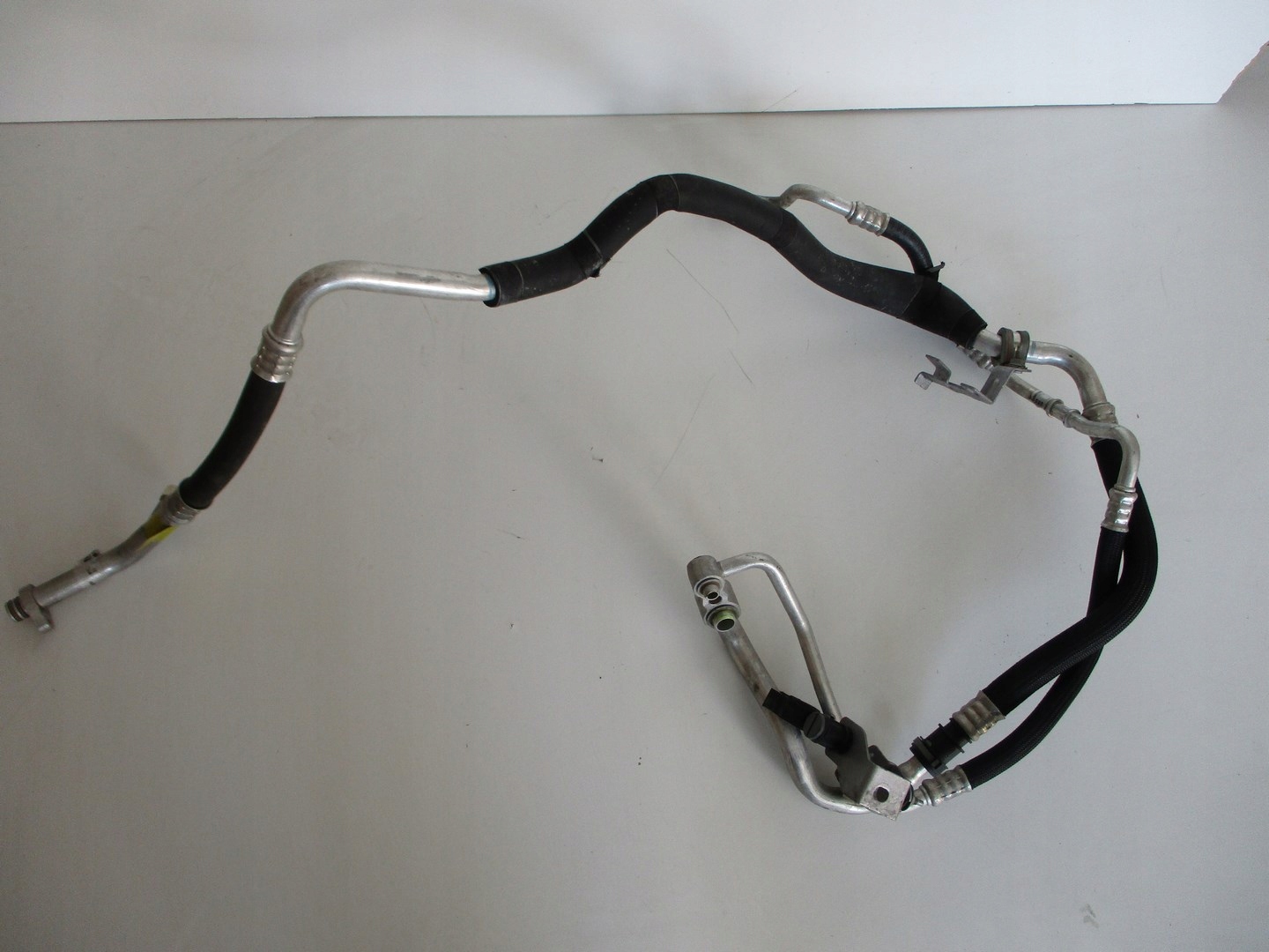 WAZ PRZEWOD KLIMATYZACJI 00520843240