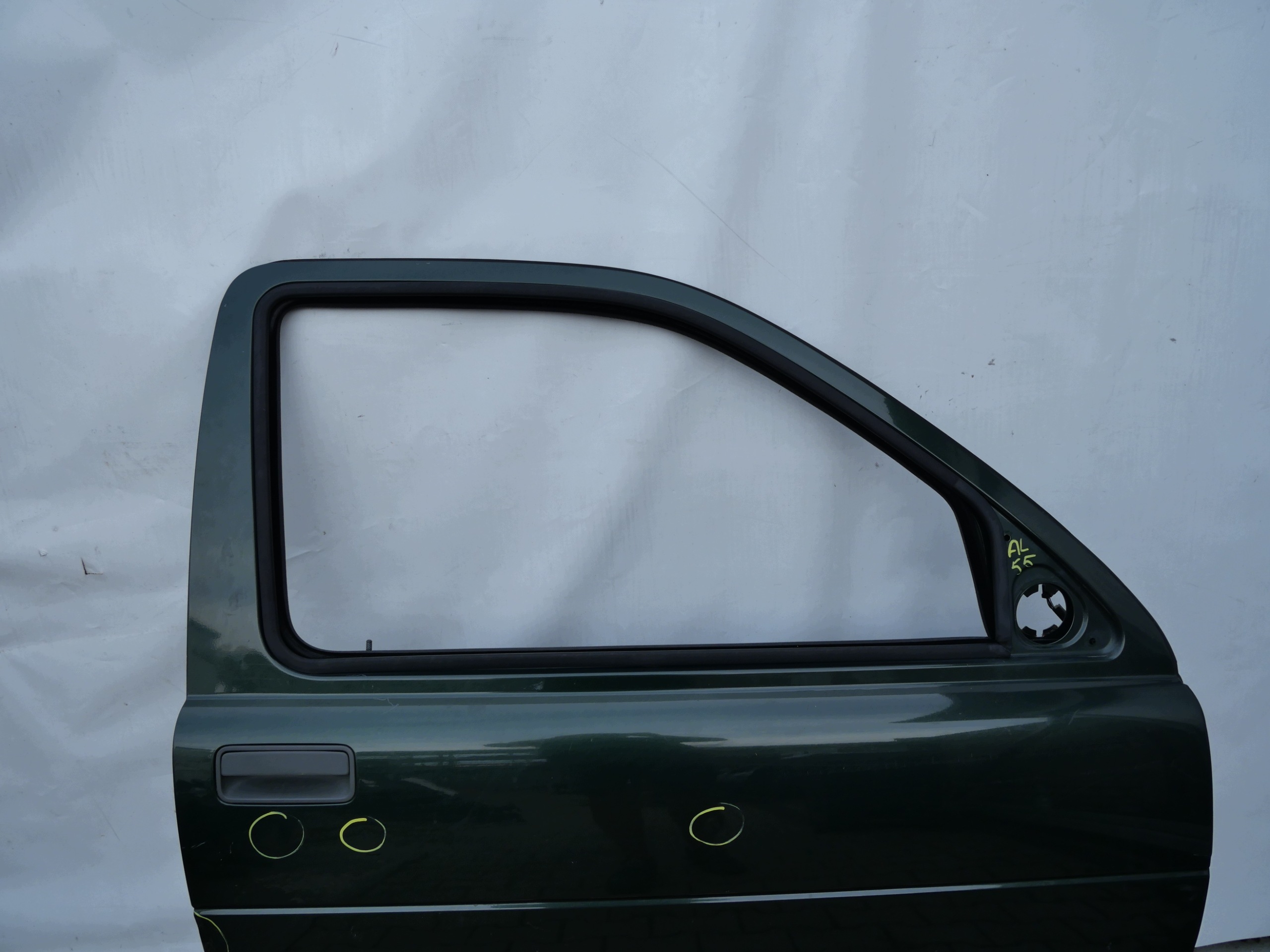 door LAND ROVER FREELANDER right front