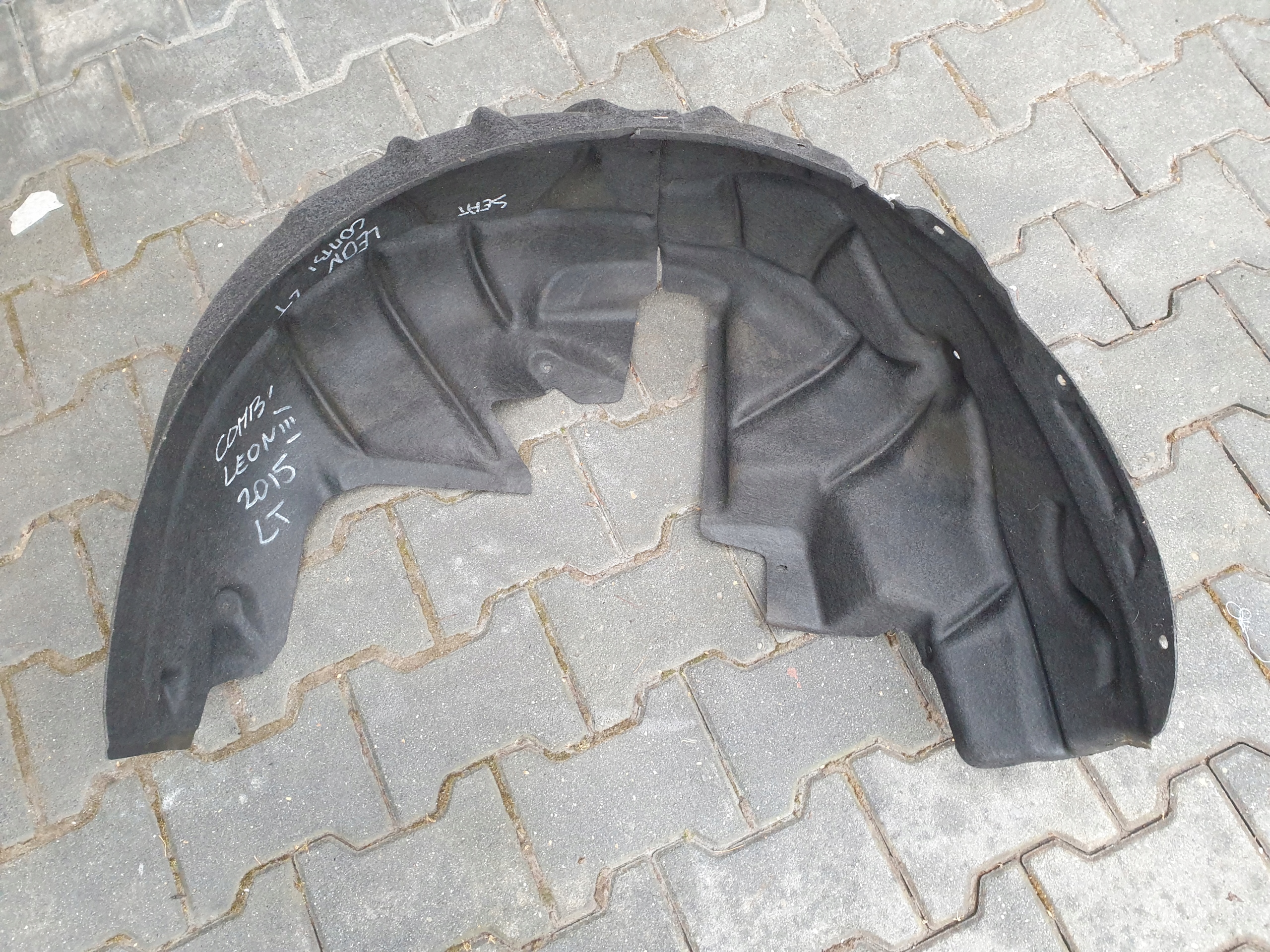 mudguard left rear. SEAT LEON III 3 2013- 5F KOMBI