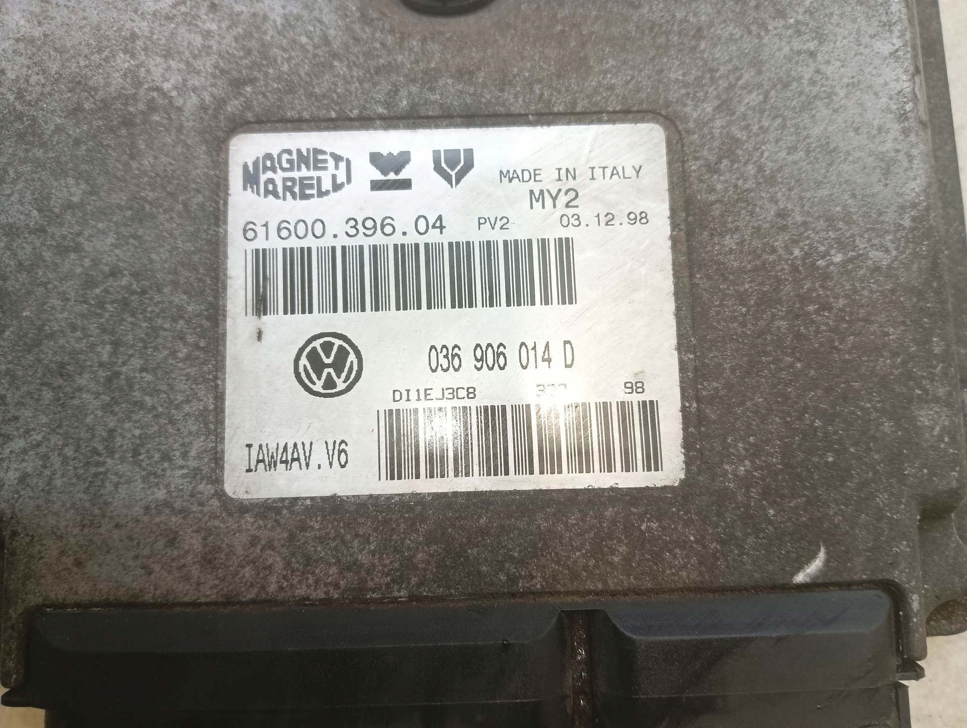 control unit of the engine VW LUPO 1.4 16V 036906014D
