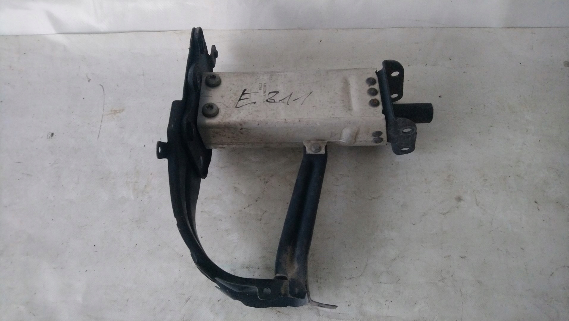 beam tip right front MERCEDES E-KLASA 211