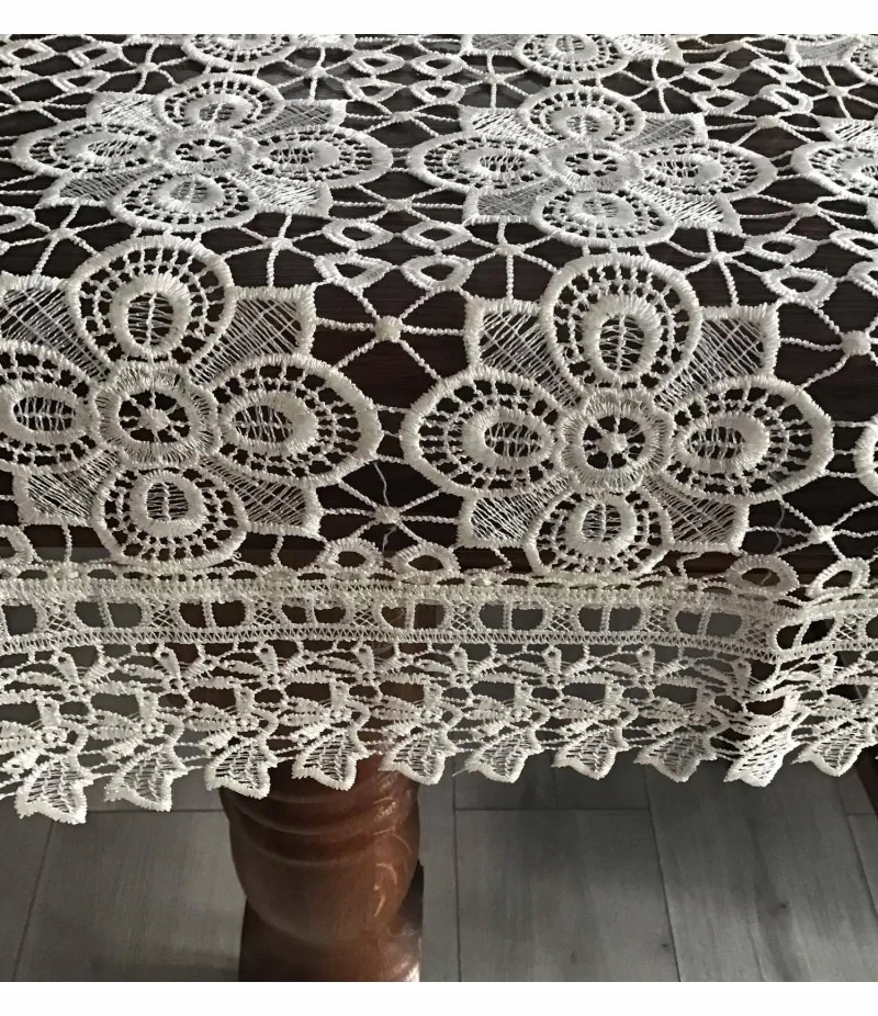 Obrus Z Gipiury Ekri 140x240cm Cały Koronkowy