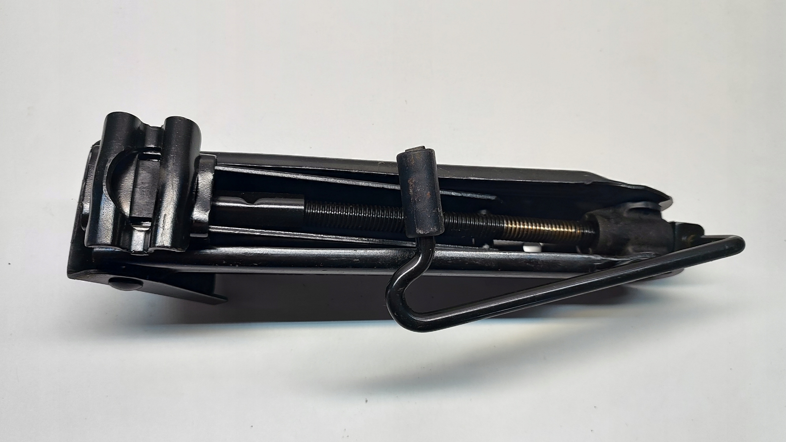 OPEL CORSA B Lewarek podnośnik