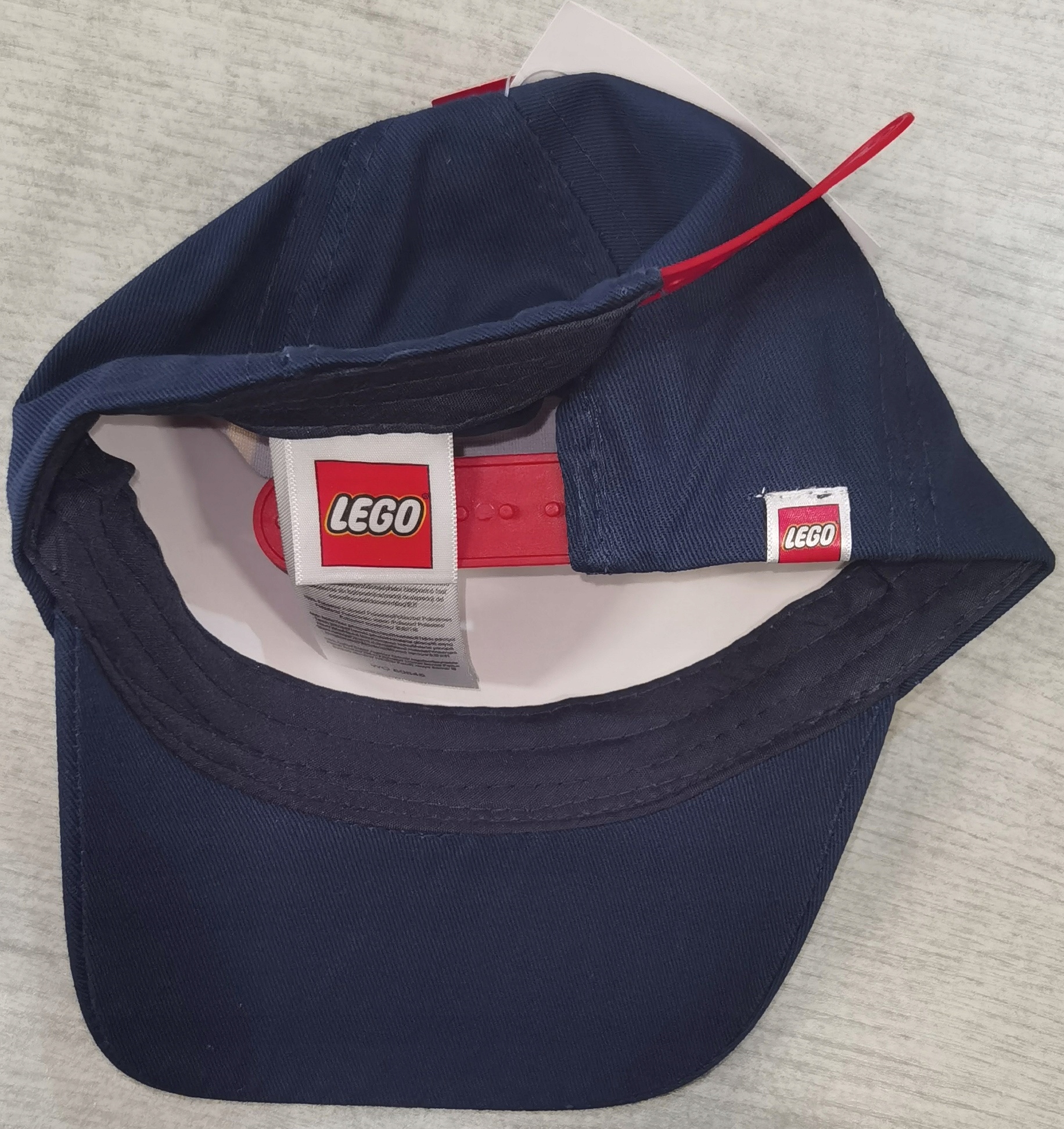 LEGO NINJAGO CZAPKA Z DASZKIEM LLOYD KAI JAY 52 CM Bohater LEGO Ninjago