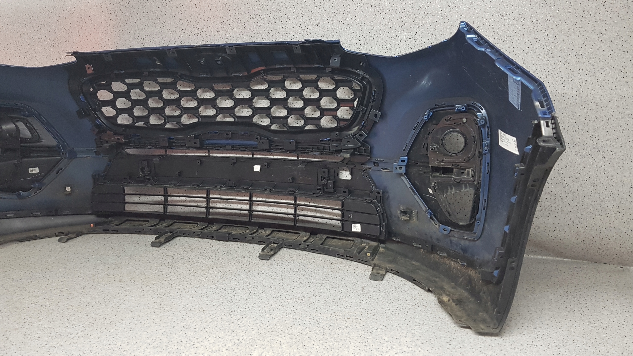 KIA SPORTAGE 4 IV LIFT 2018 - bumper front 8947