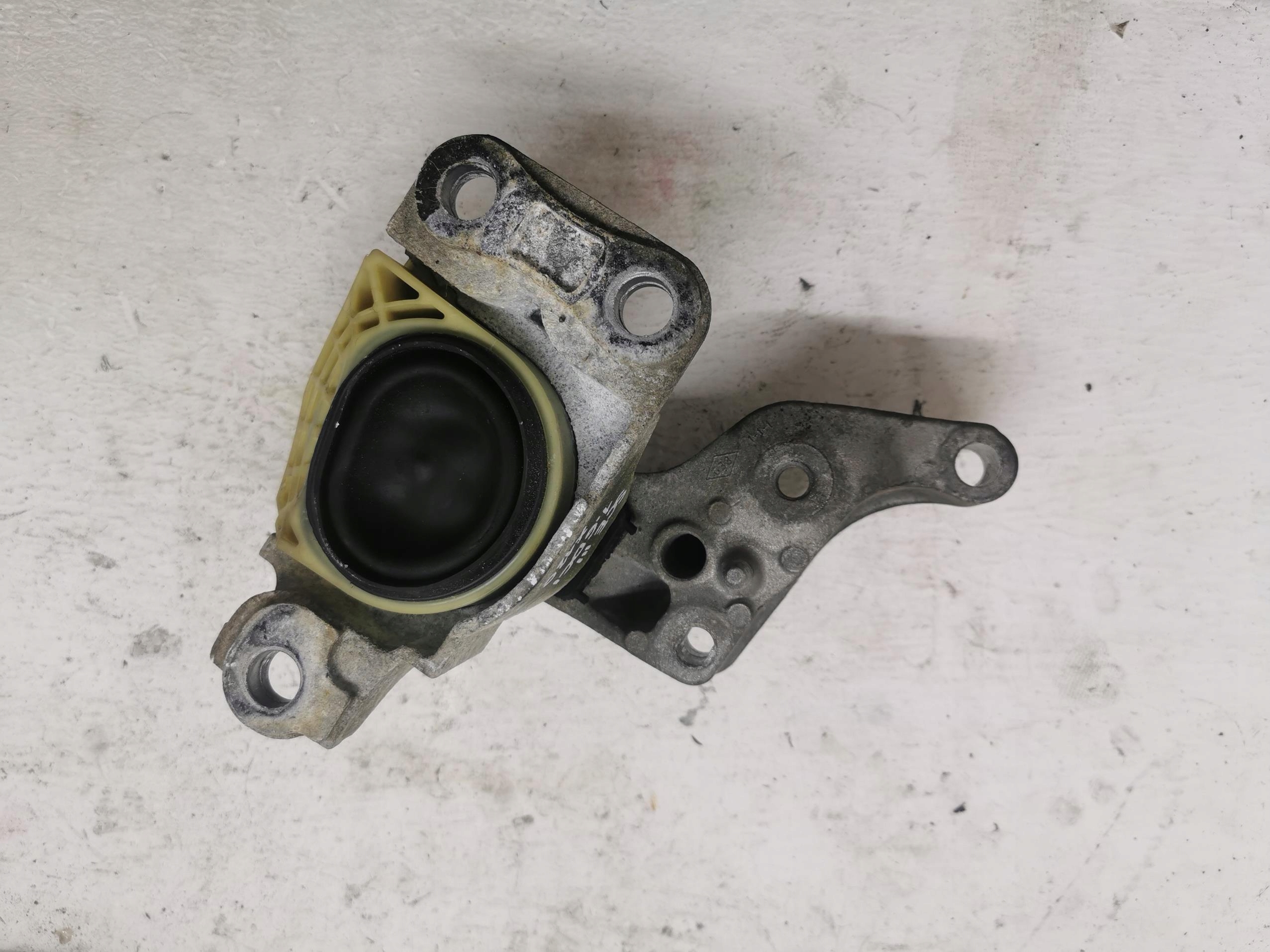 PODUSZKA SILNIKA RENAULT SCENIC III 1.6 DCI 08-16 Producent części Renault OE