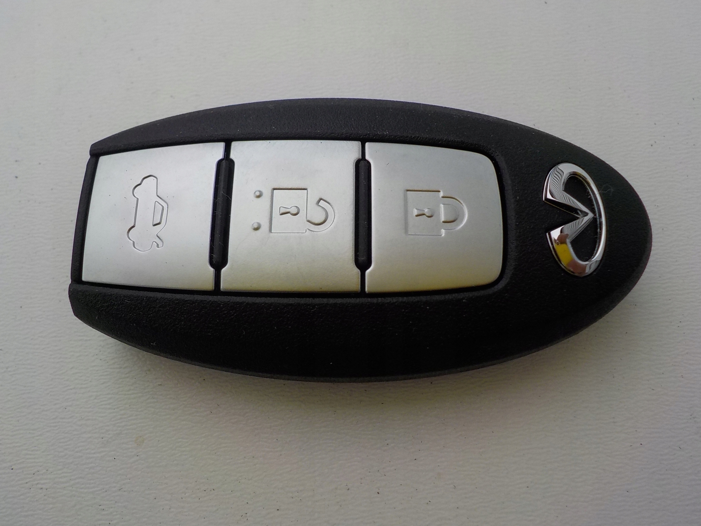 KLUCZYK PILOT INFINITI Producent części Infiniti OE