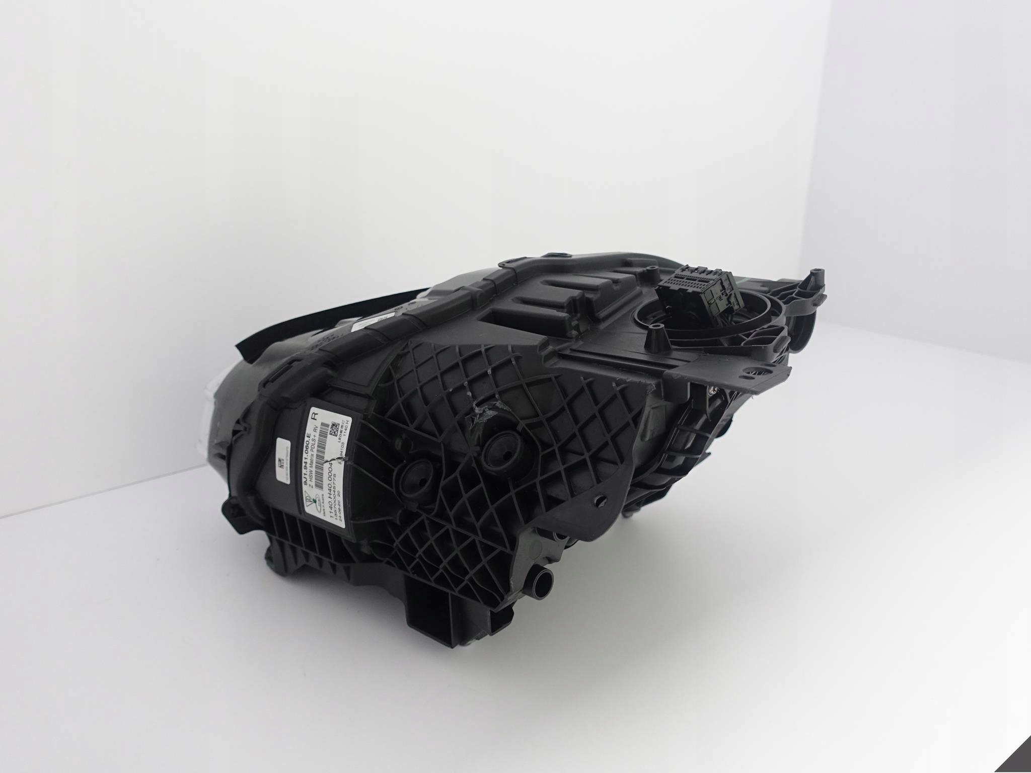 PORSCHE TAYCAN 9J1 MATRIX FULL LED right EUROPA light