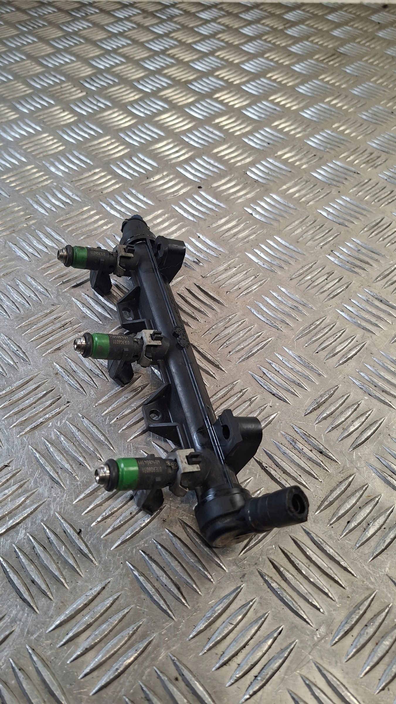 Rampe injection VW POLO IV 1.4
