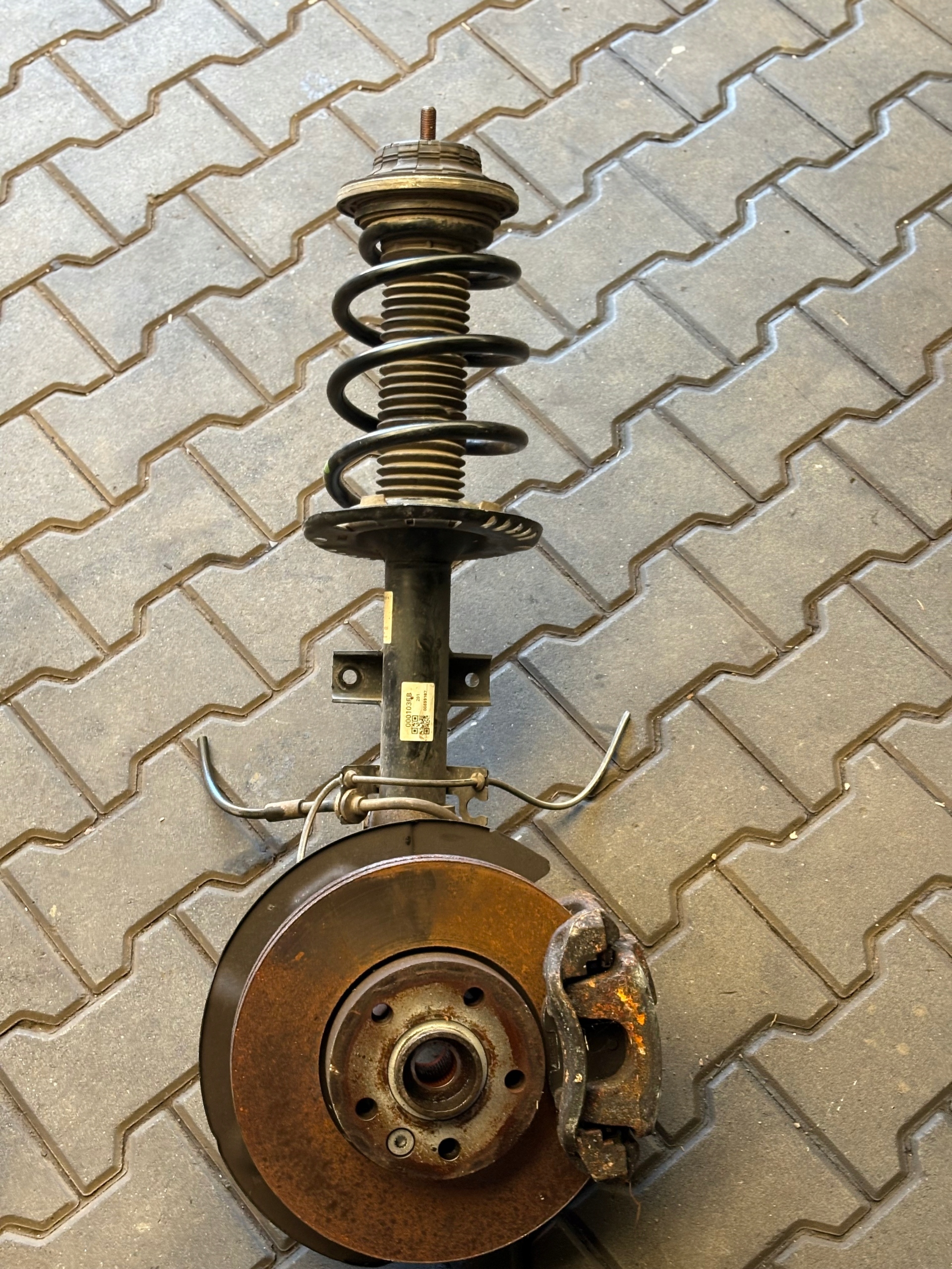 MCPERSON MCPHERON swing right front VW TRANSPORTER T5 T6 T6.1