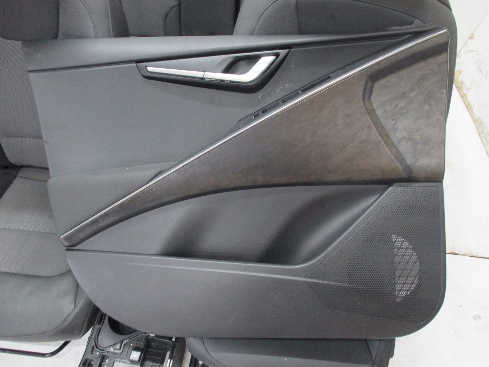 seats upholstery pol leather KIA NIRO II 22r