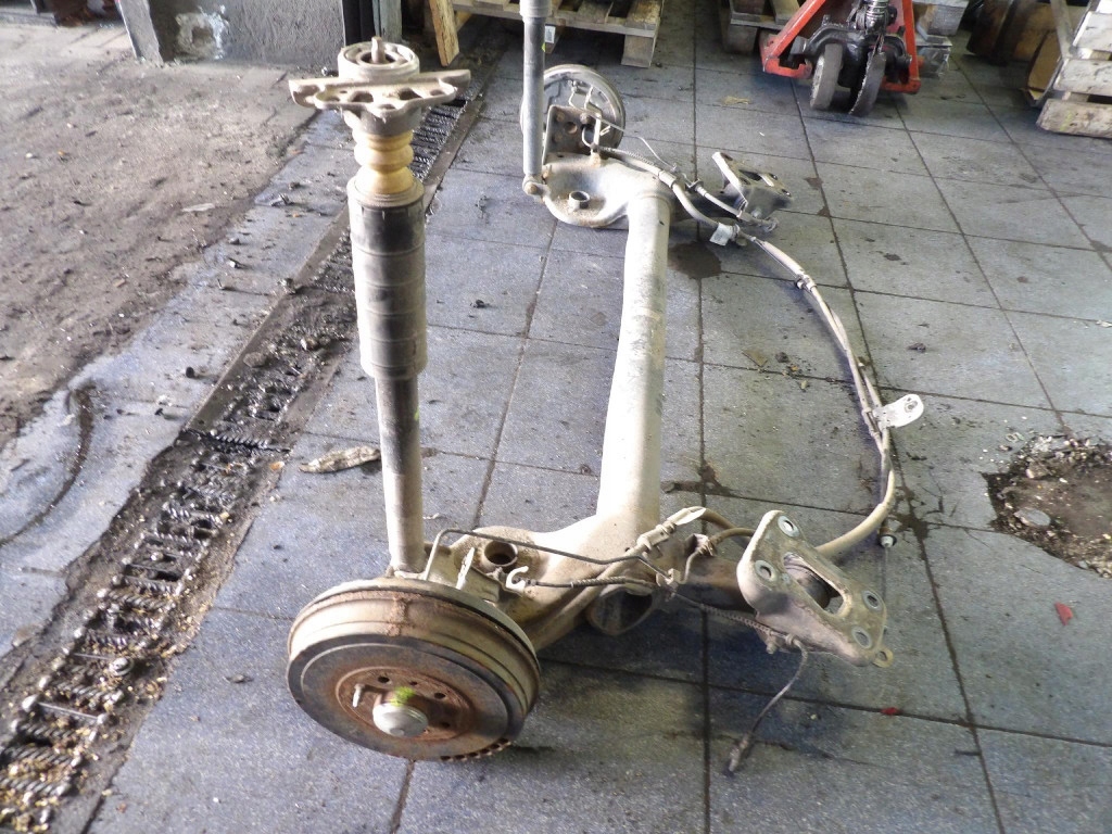 FIAT TIPO LIFT sedan axis rear sider