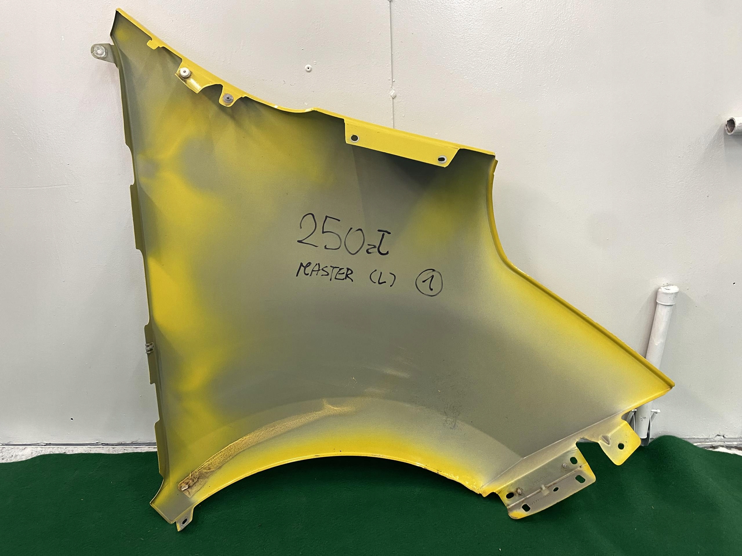 MASTER 3 MOVANO B 10- fender front left ZOLTY
