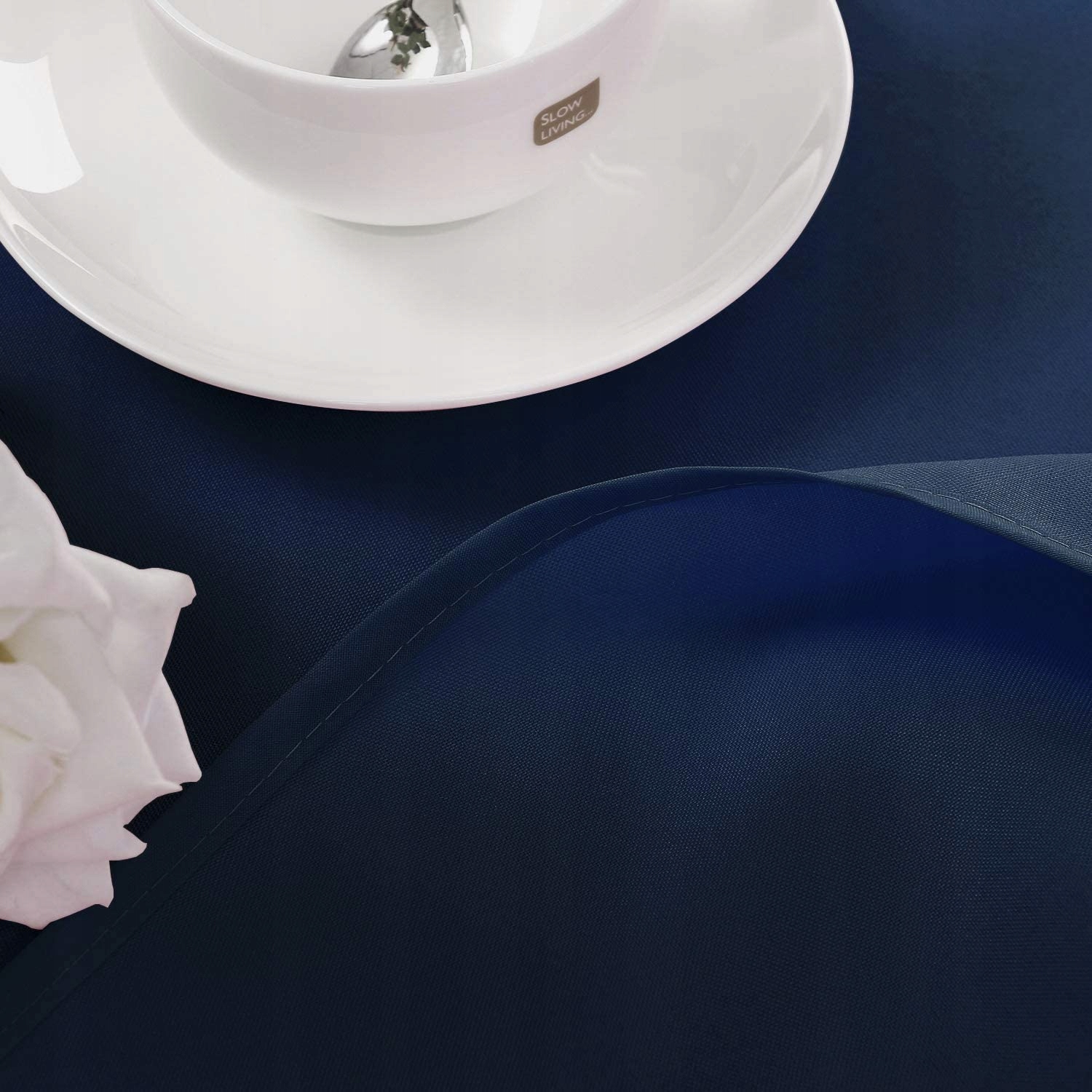 OBRUS PLAMOODPORNY 4 SEASONS - KOŁO 120 CM KOLORY Kod producenta GRUBY ŚWIĄTECZNY ŚWIĘTA JAKOŚĆ OKRĄGŁY