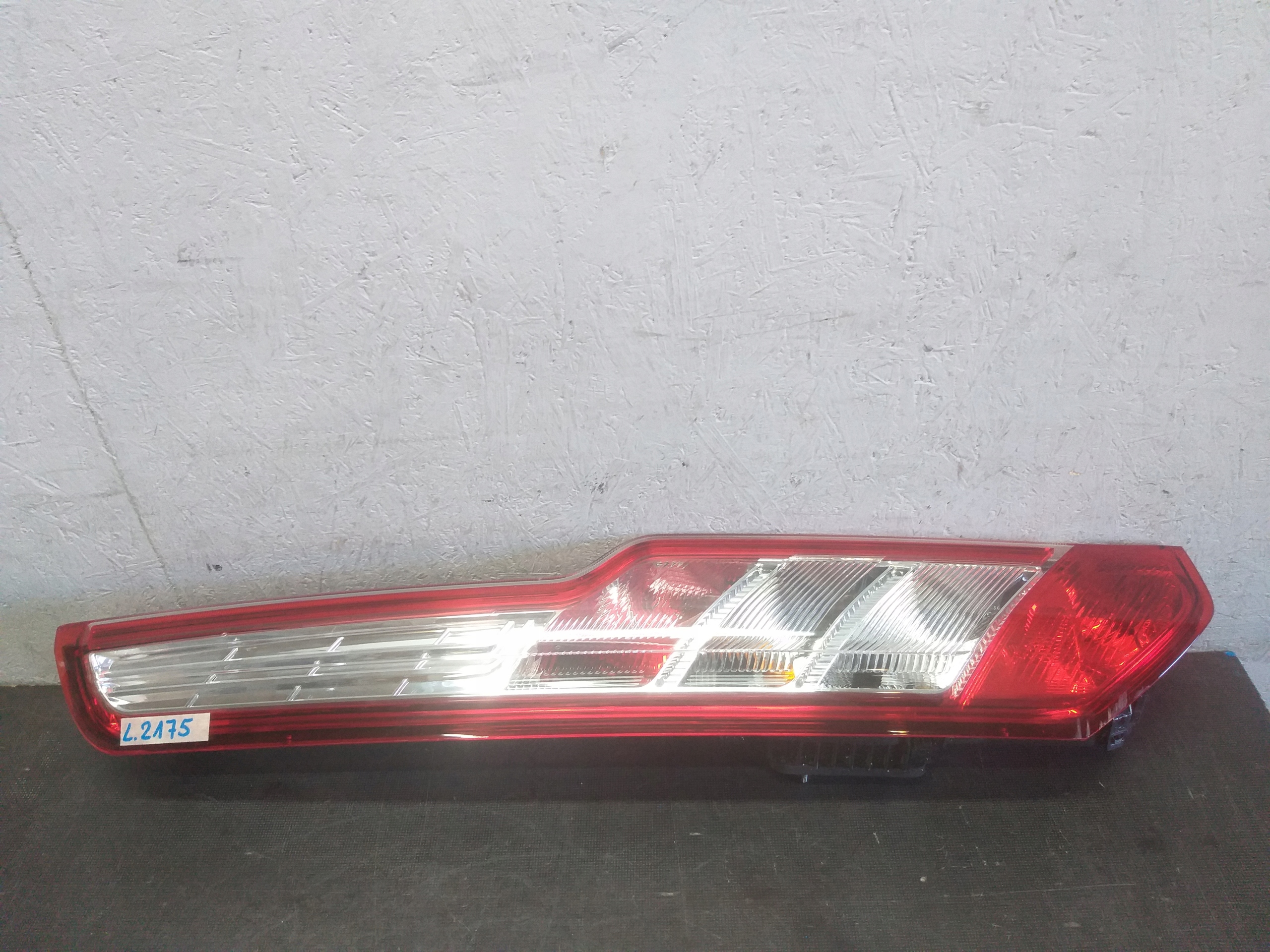 LIGHT REAR PART LEFT FORD TRANSIT TOURNEO CUSTOM BK21-13405-AJ