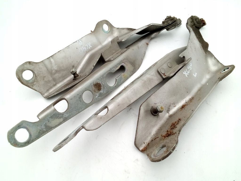 Volvo XC90 and 1 hinge bonnet hinges left + right