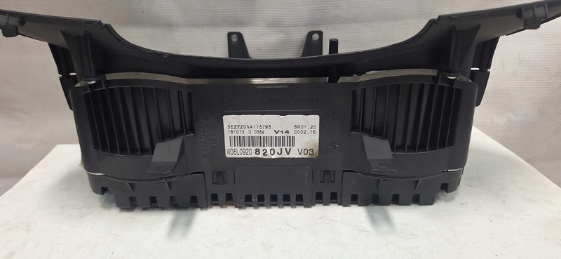 dials SEAT IBIZA W06L0920