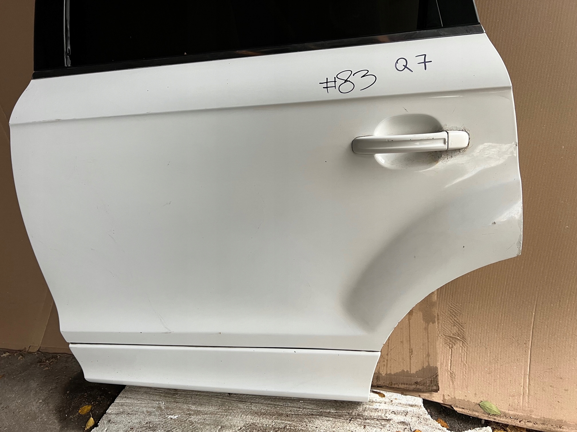 AUDI Q7 4L door left rear part left rear.