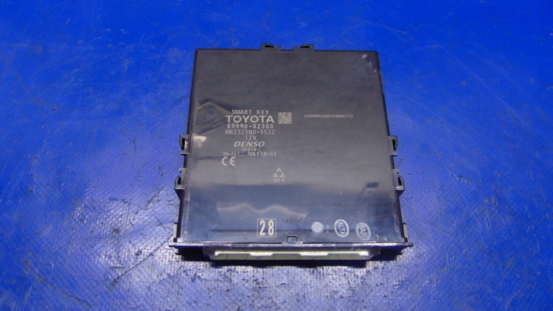 module control unit SMART-KEY 89990-02380 TOYOTA AURIS II 13-18R