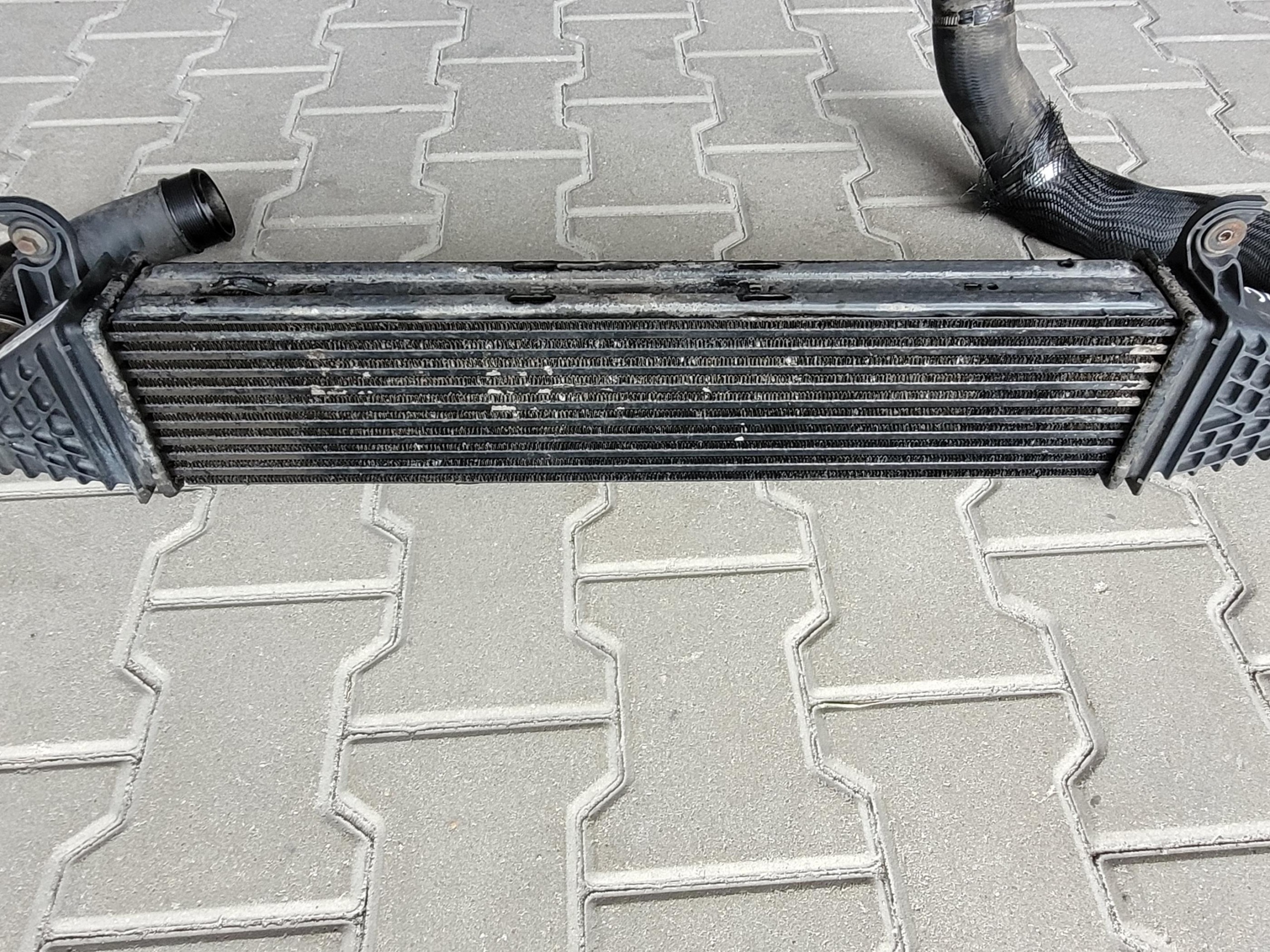 Kühler luft INTERCOOLER CHRYSLER 300C II LANCIA THEMA 3.0 CRD