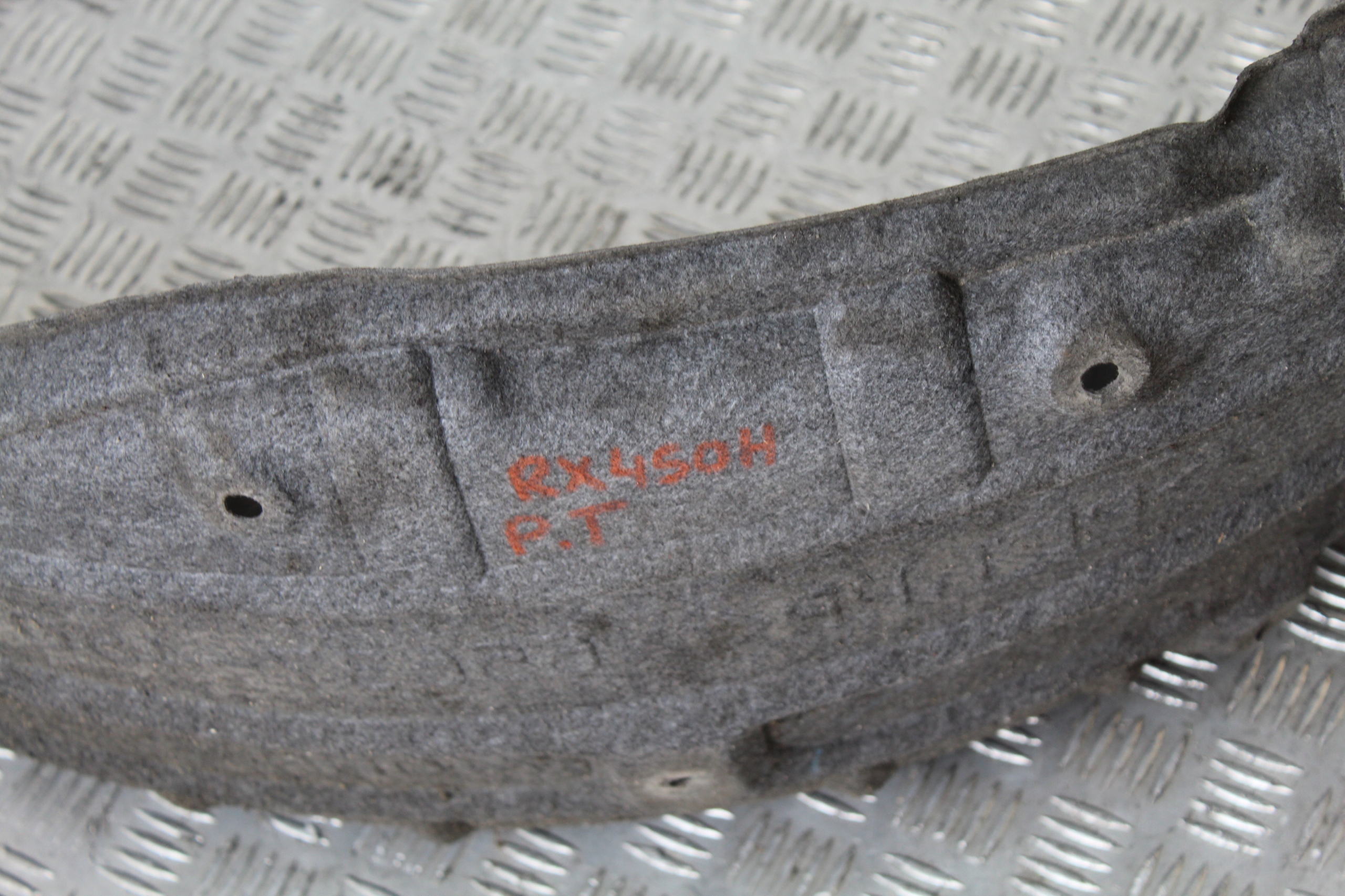 mudguard right rear part LEXUS RX 450H IV 4