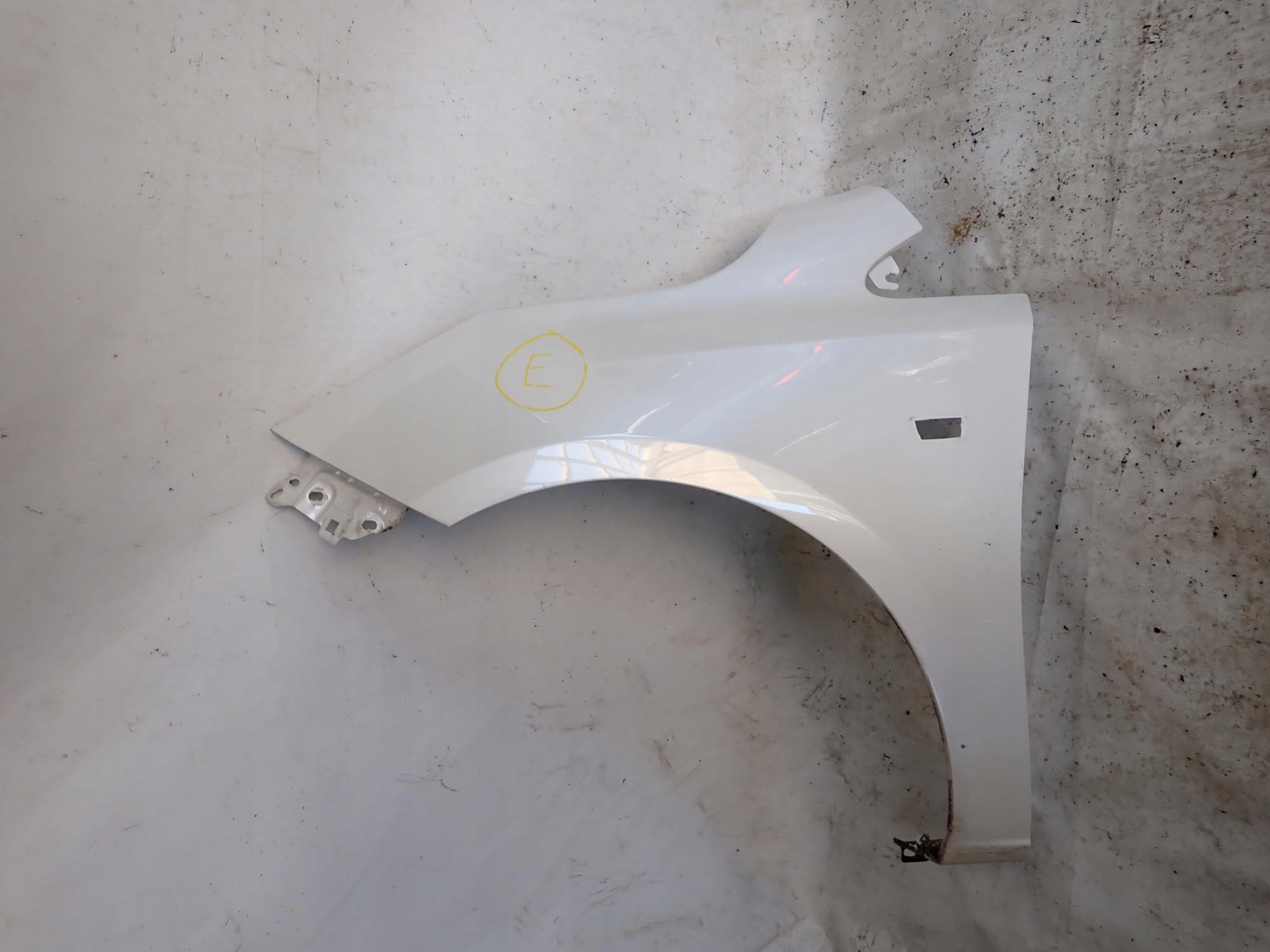 OPEL CORSA E 14-19 blatník předek přední levý