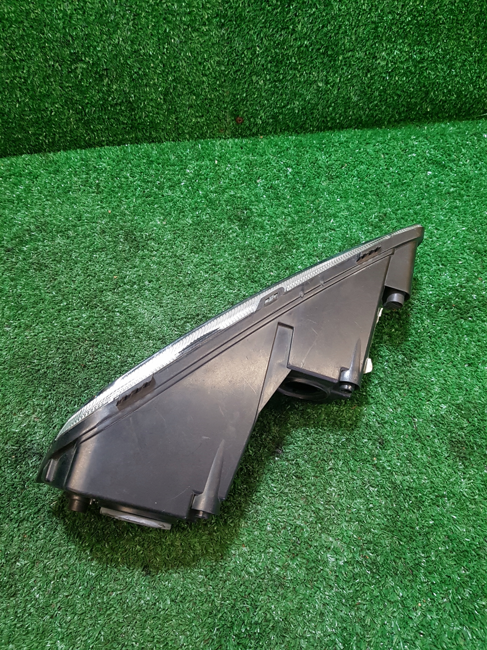 Nebelscheinwerfer links VOLKSWAGEN PASSAT B7 3AA941661F