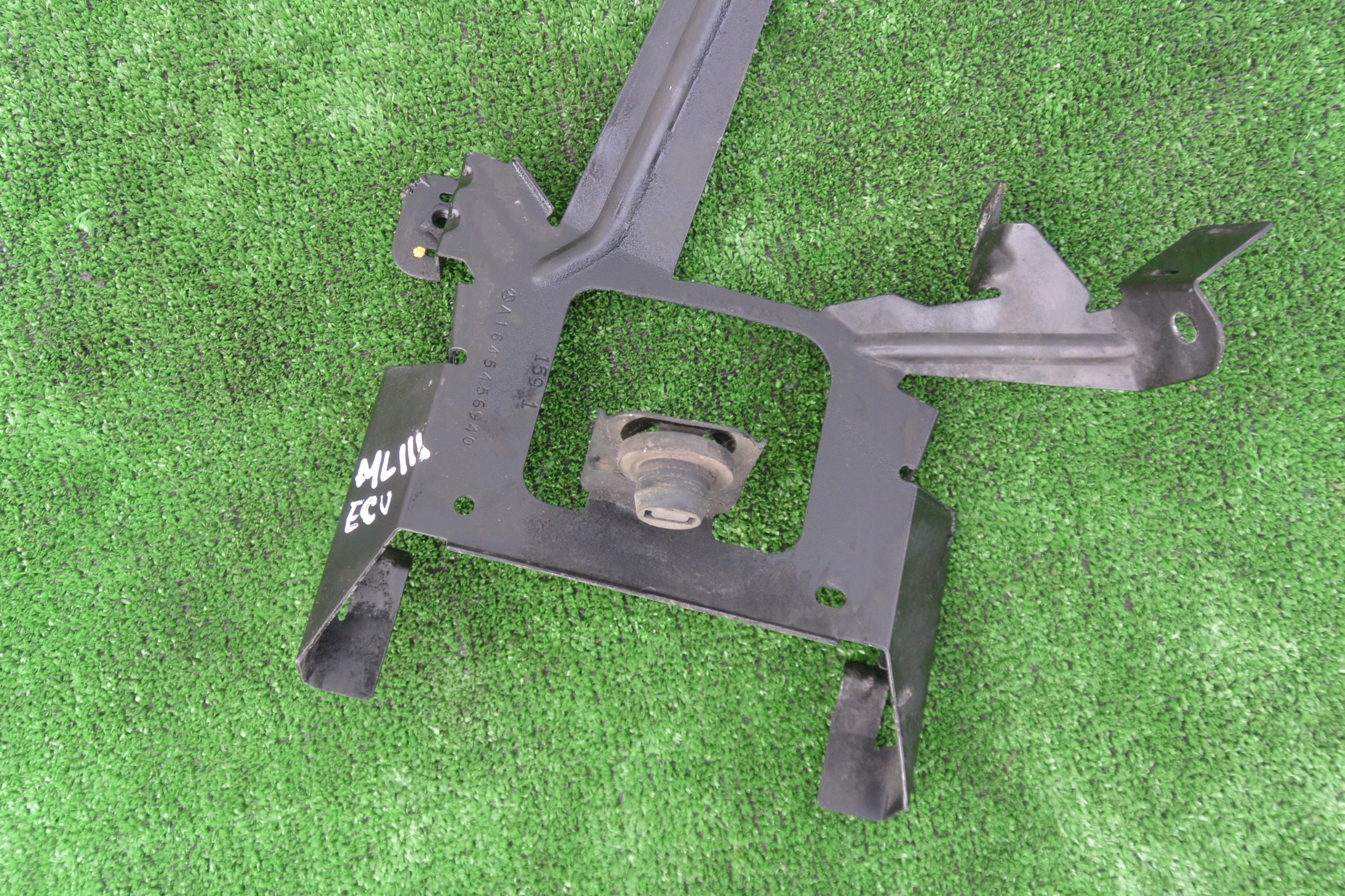 SUPPORT PLAQUE KOMPUTERA MERCEDES GL X164 ML W164