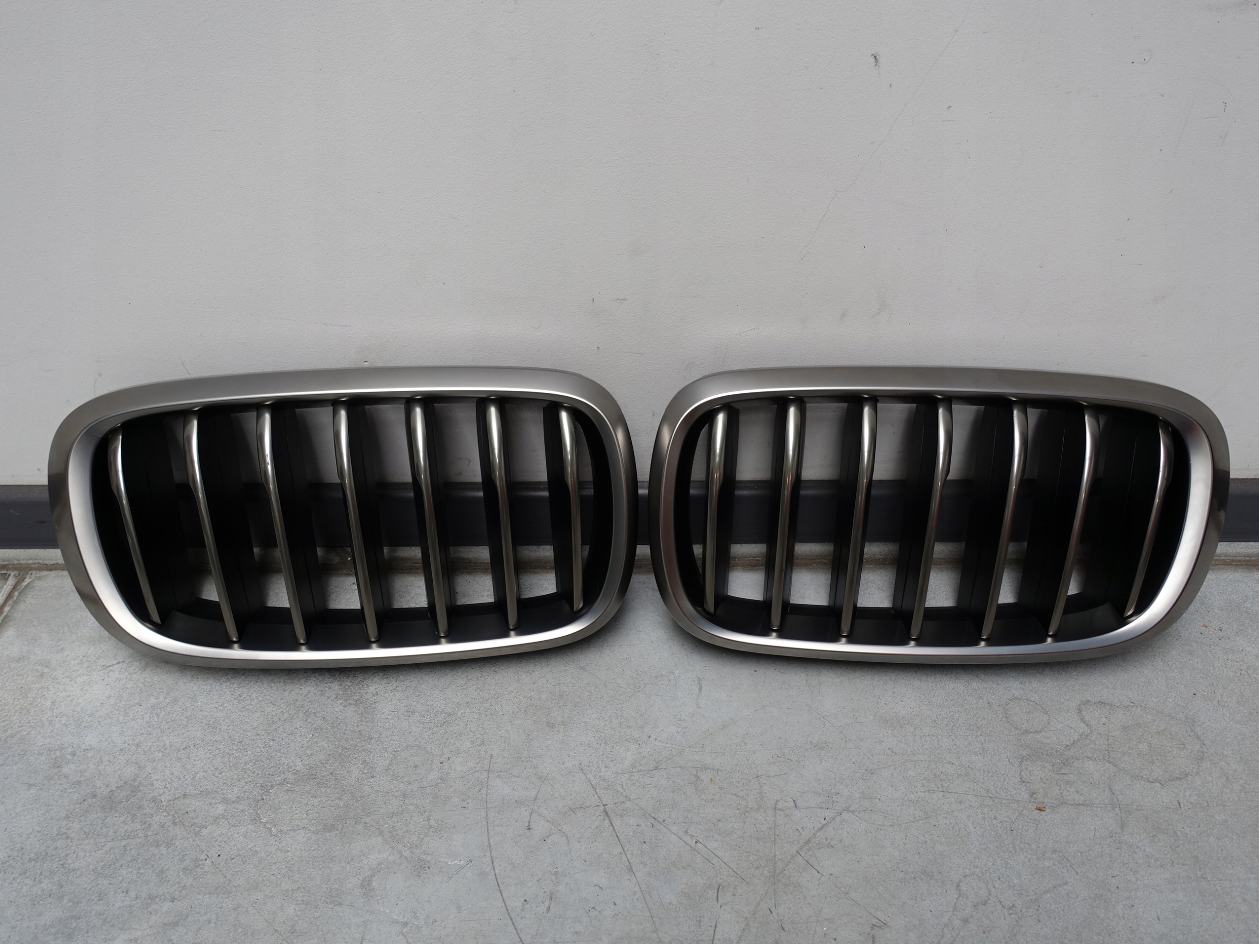 BMW X5 F15 X6 F16 РЕШІТКА РАДІАТОРА РЕШІТКА ПОВІТРЕПРИЙМАЧ ЛІВА ПРАВА КОМПЛЕКТ ОРИГІНАЛ САТИН