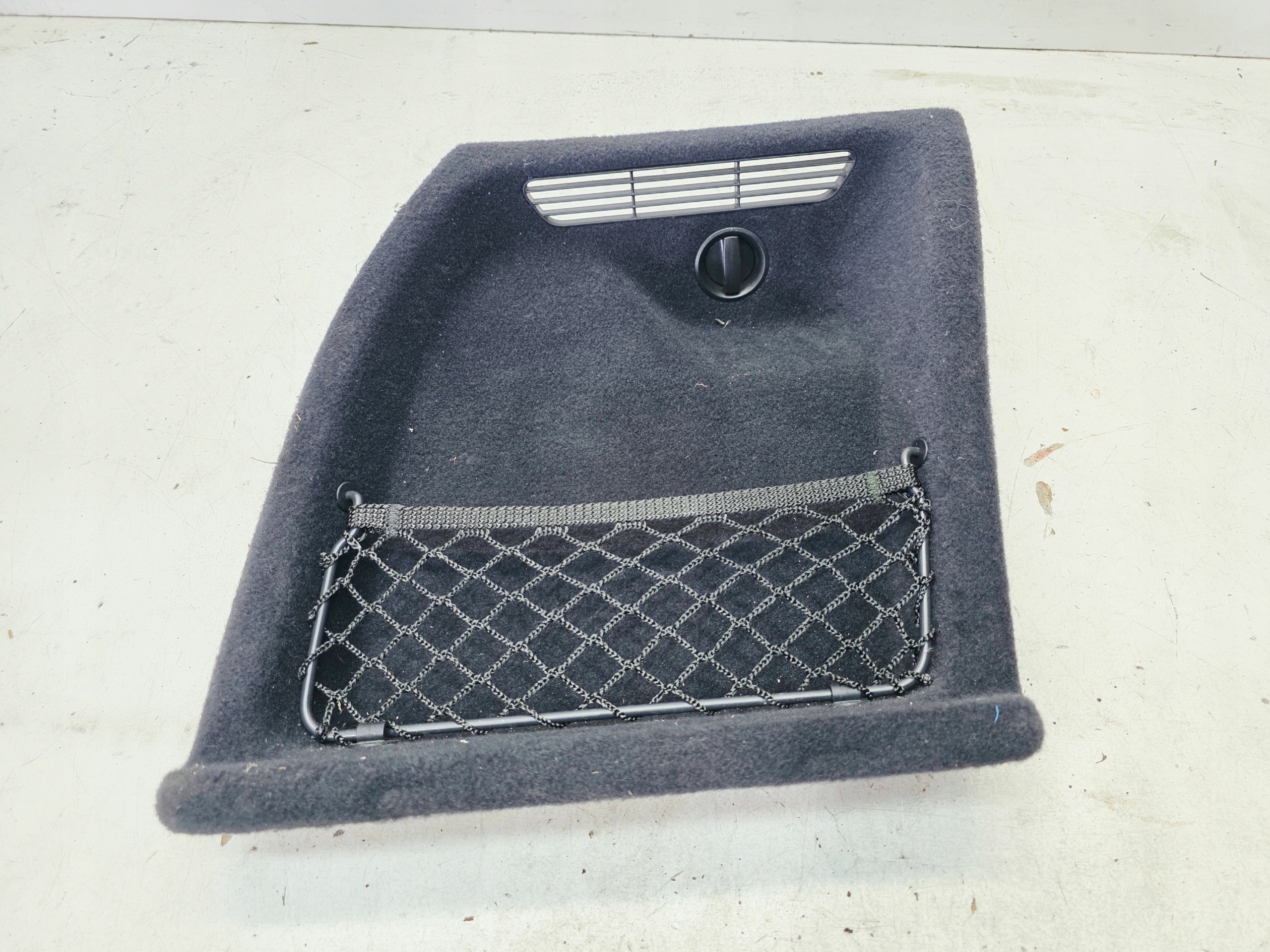 boot upholstery AUDI A4 B9 8W9863991B GW8