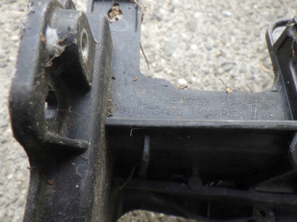 HYUNDAI I30 III 3 17- 64105-G4120 support panel for radiators pillar