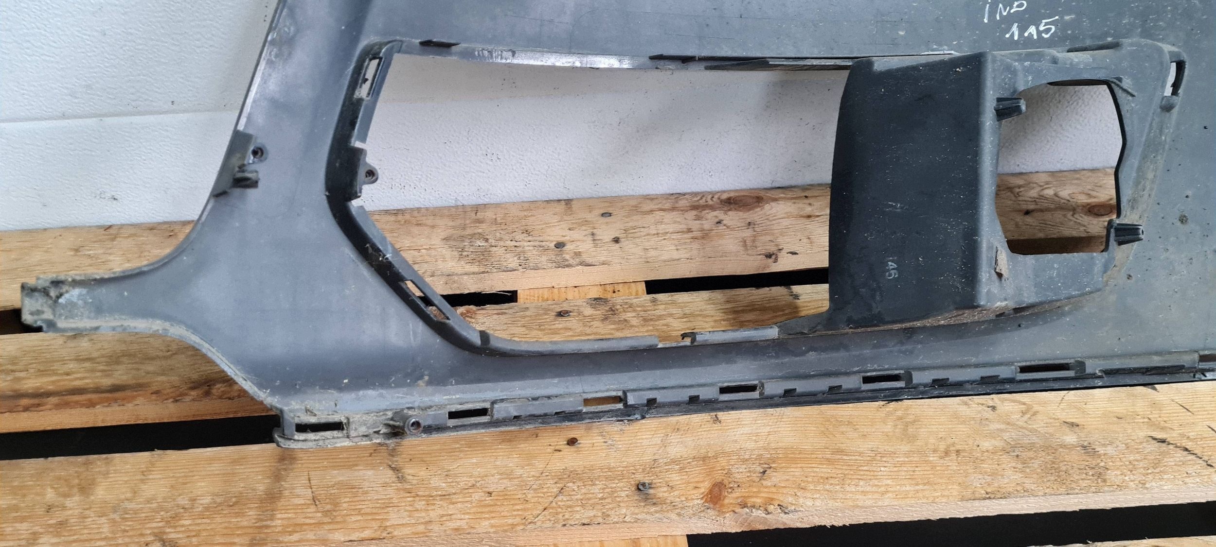 Q5 8R corner of a bumper bumper right front front 8R0807438