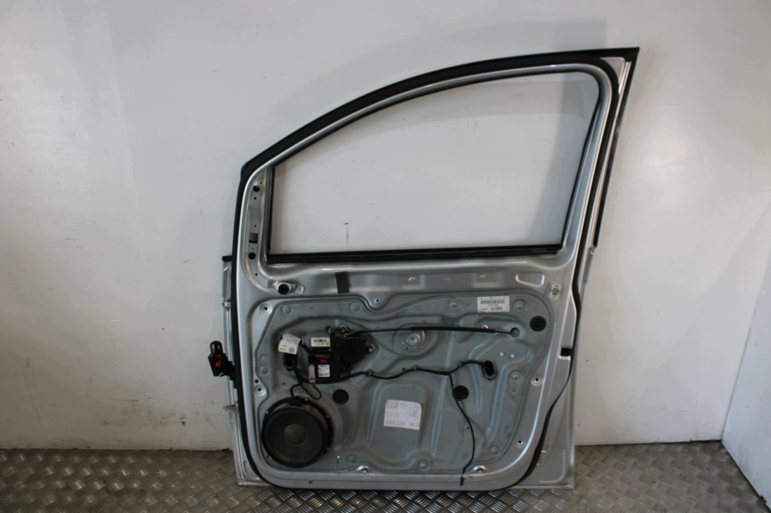door right front front VW TOURAN 1T0 1T LIFT