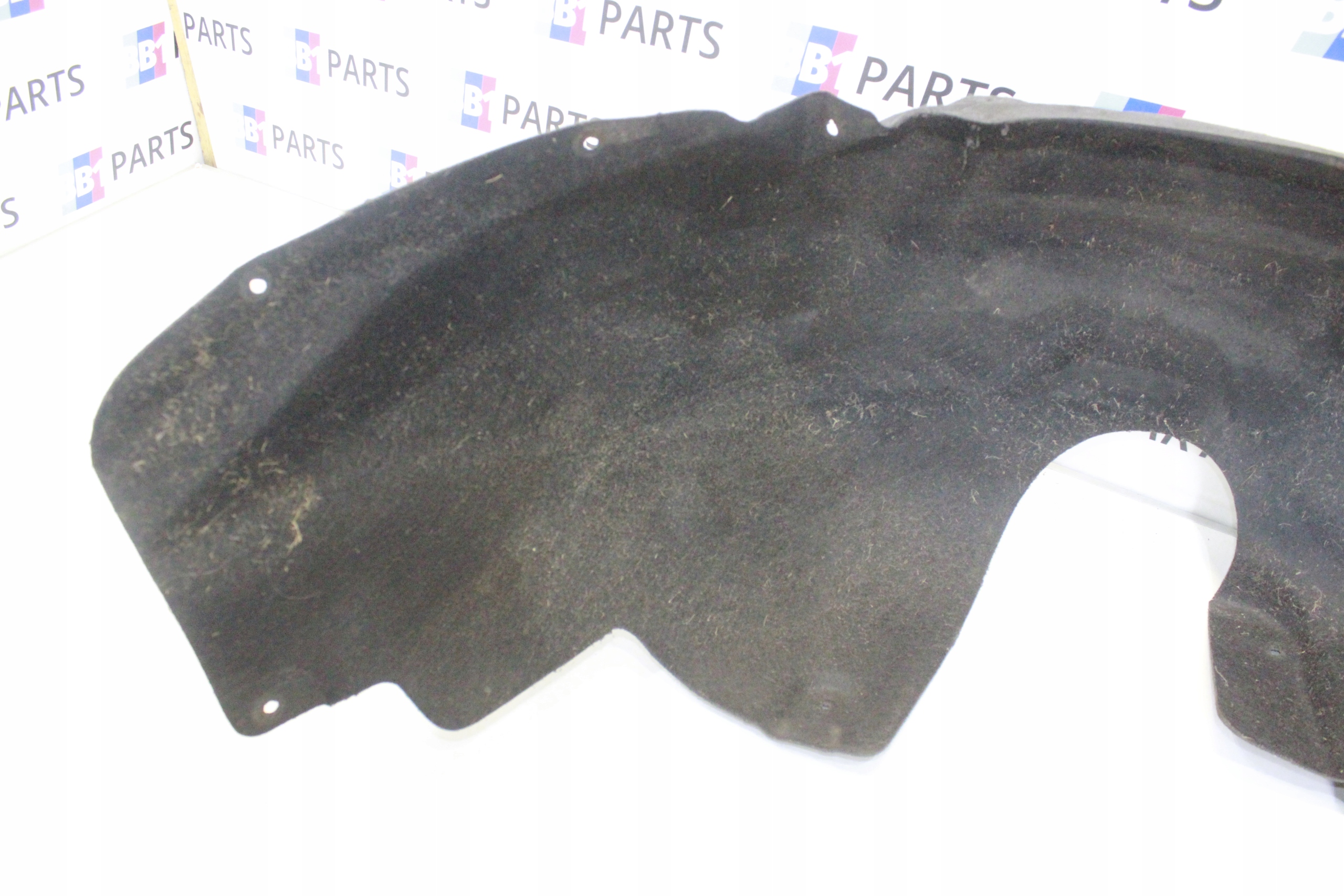 BMW F10 mudguard right rear part rear. 7186730