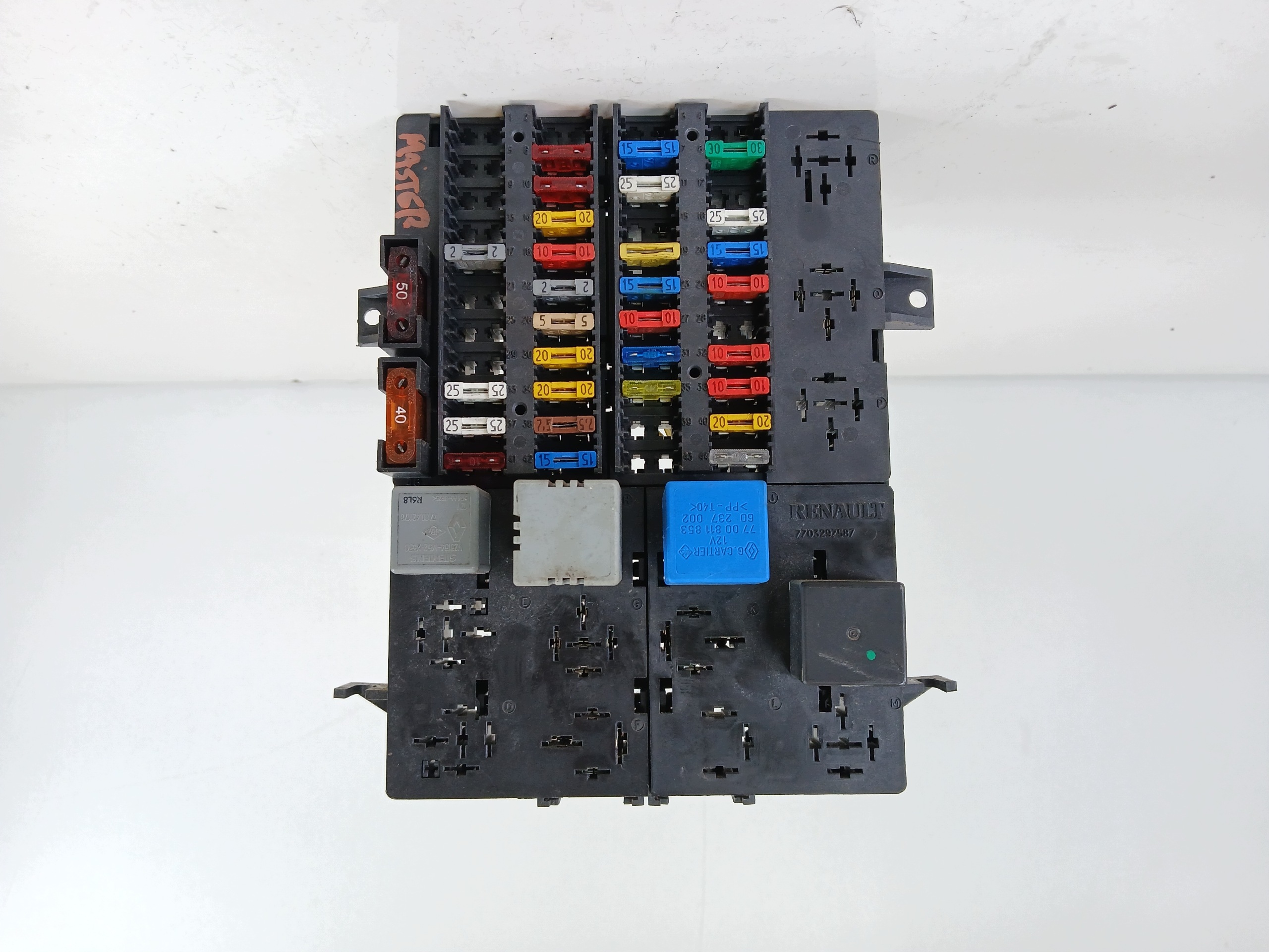 RENAULT MASTER II Module fusibles 7703297587