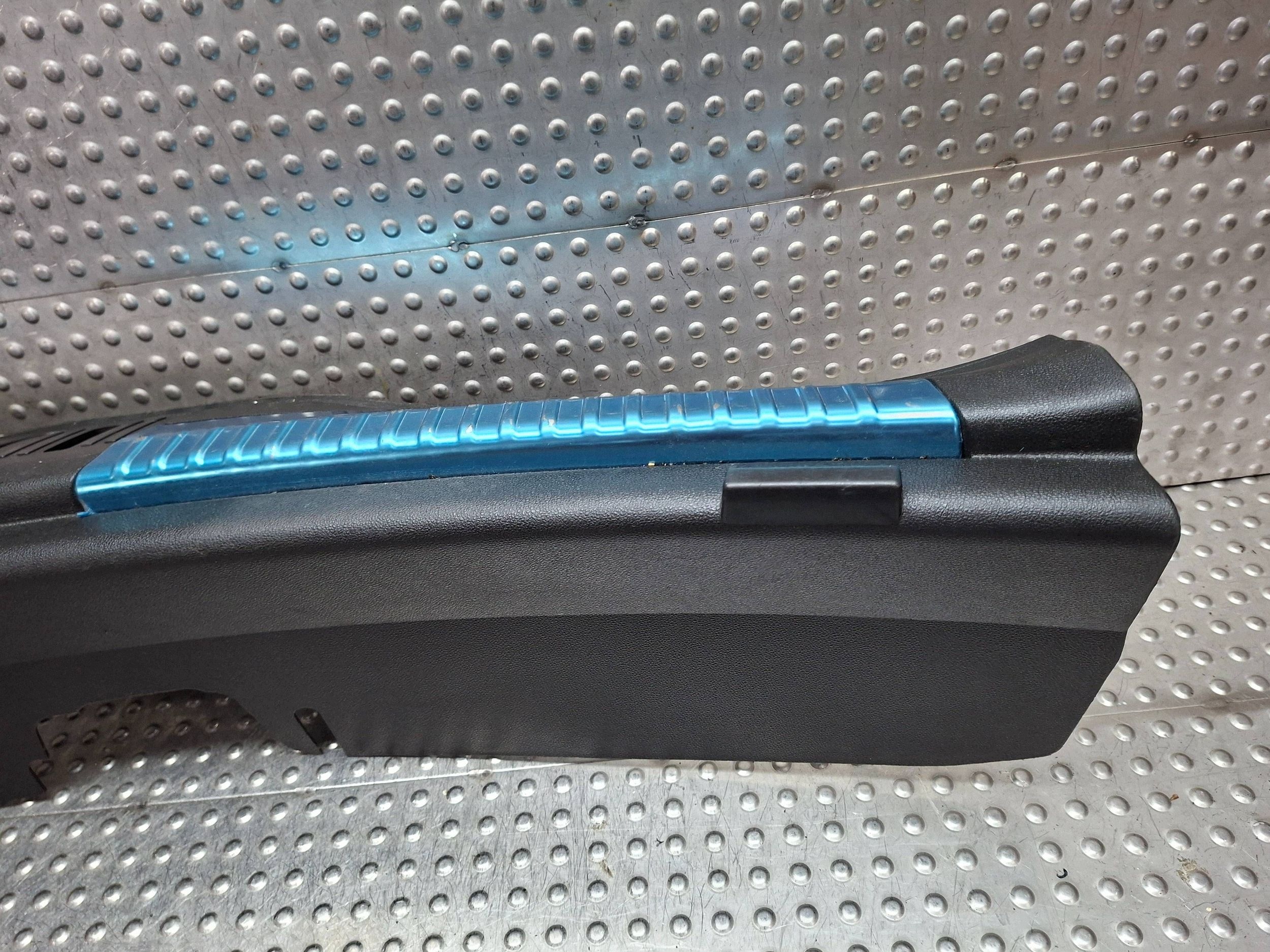 kryt stěny zadního 849203073R RENAULT ESPACE V 2015