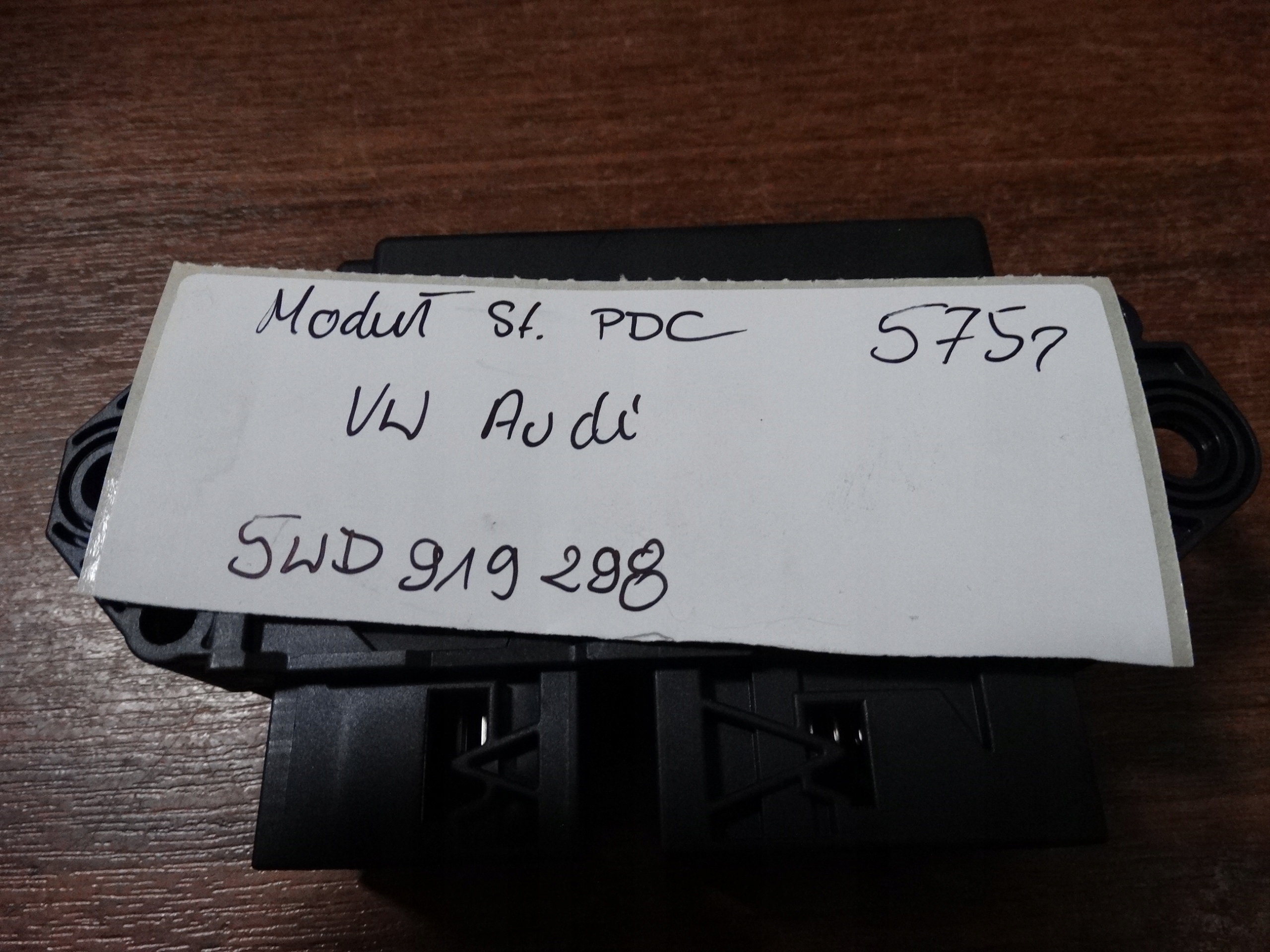 IDEALNY module CZUJNIKOW PDC VW AUDI 1 9