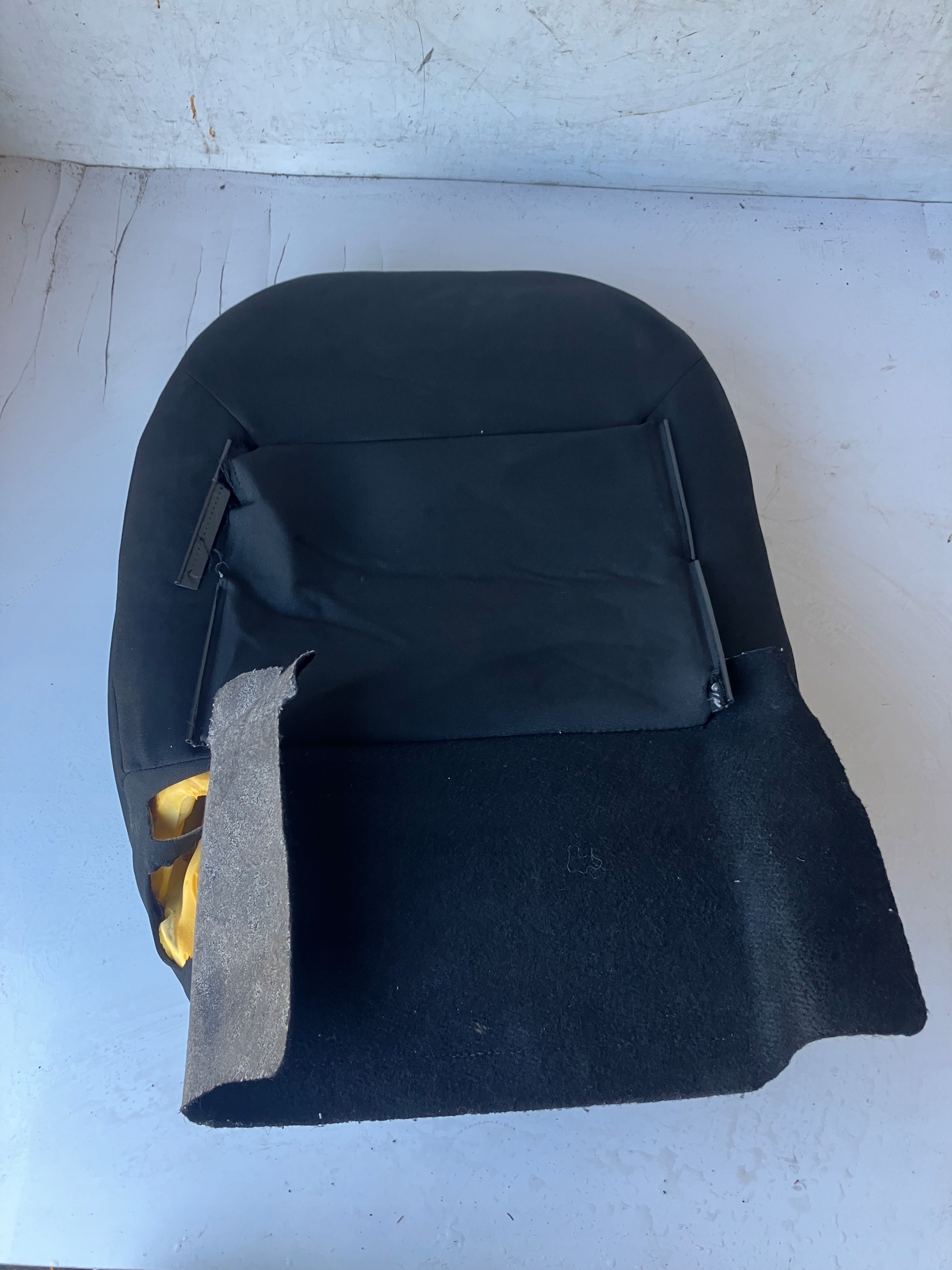 OPARCIE seat right front PEUGEOT 208 LIFT