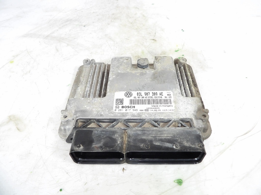 control unit of the engine 03L907309AE VW PASSAT B7 2.0TDI