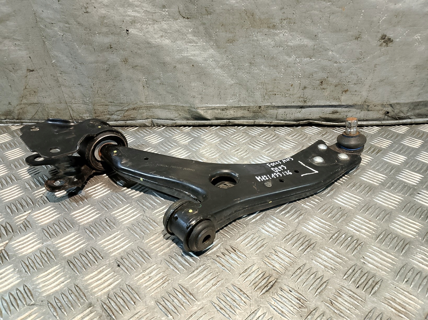 arm left front left front FORD FOCUS MK3 1.6 TDCI DELPHI AK40J TC2674