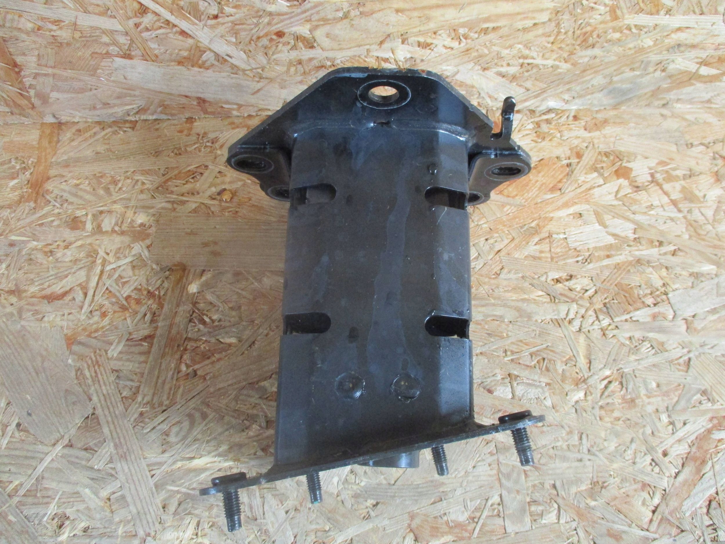 beam tip left rear NISSAN X-TRAIL T33
