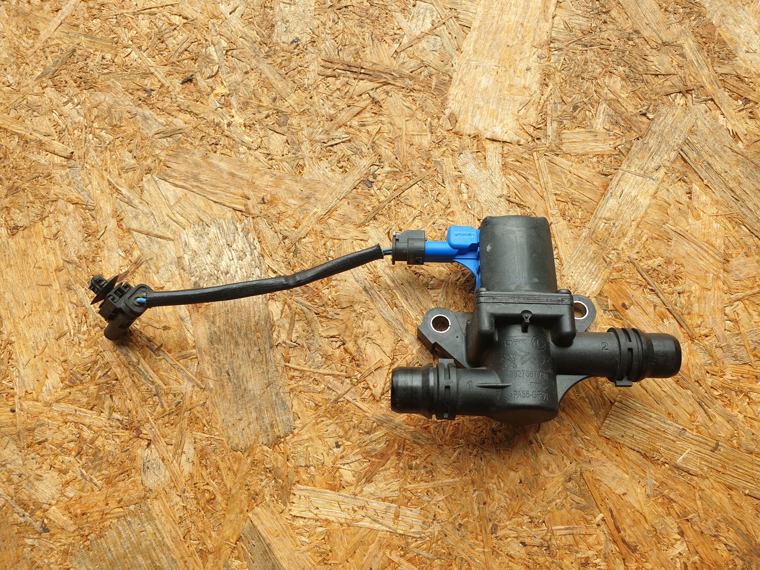 ventil pumpa vode PEUGEOT 2008-E 9827567780