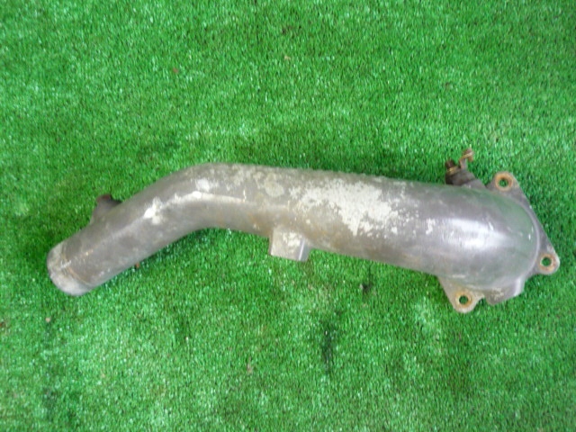 Połączenie kolektora ssącego Massey Ferguson używ. Producent części Massey Ferguson