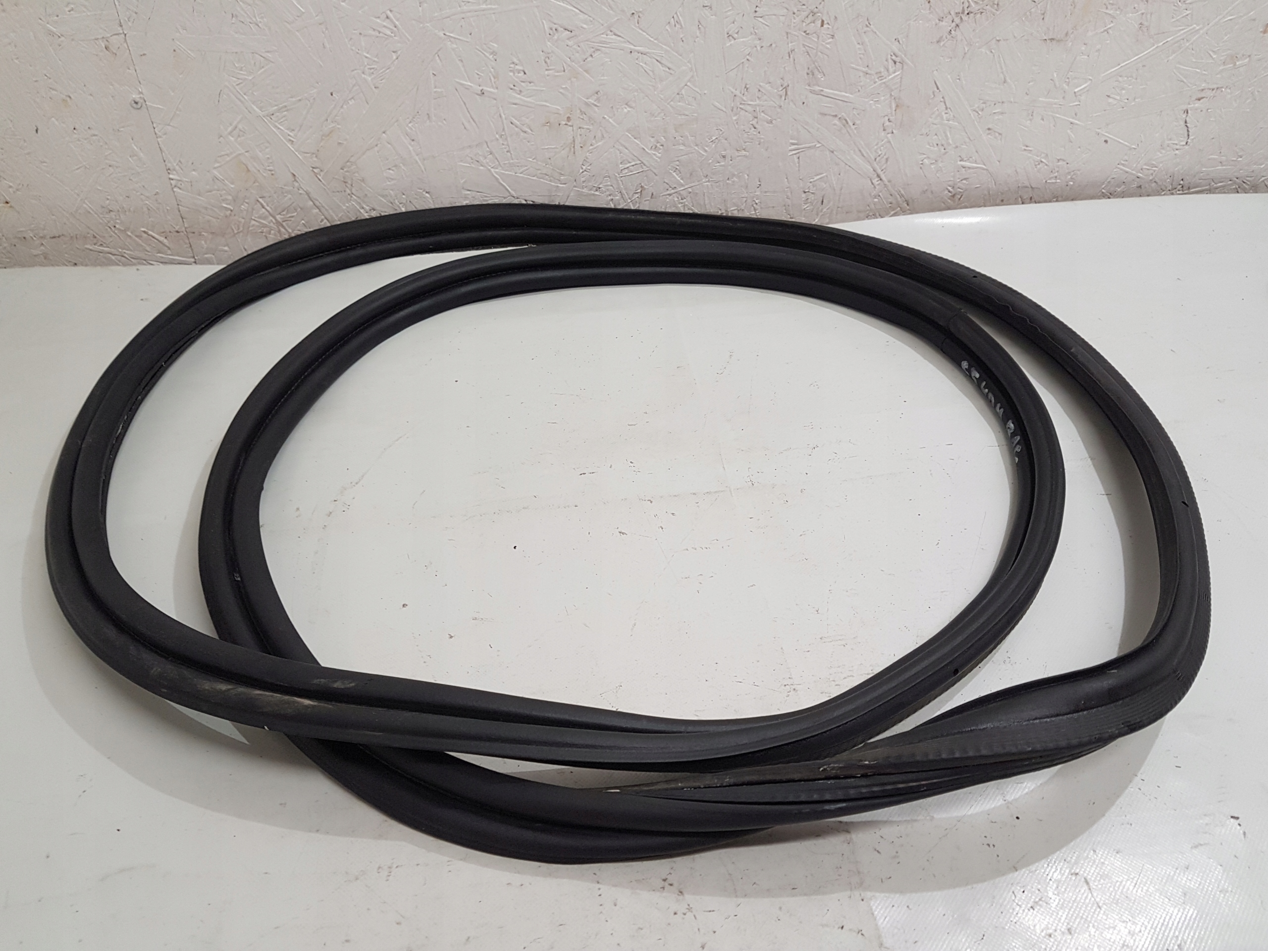 CITROEN C5 III USZCZELKA KLAPY BAGAŻNIKA TYŁ KOMBI