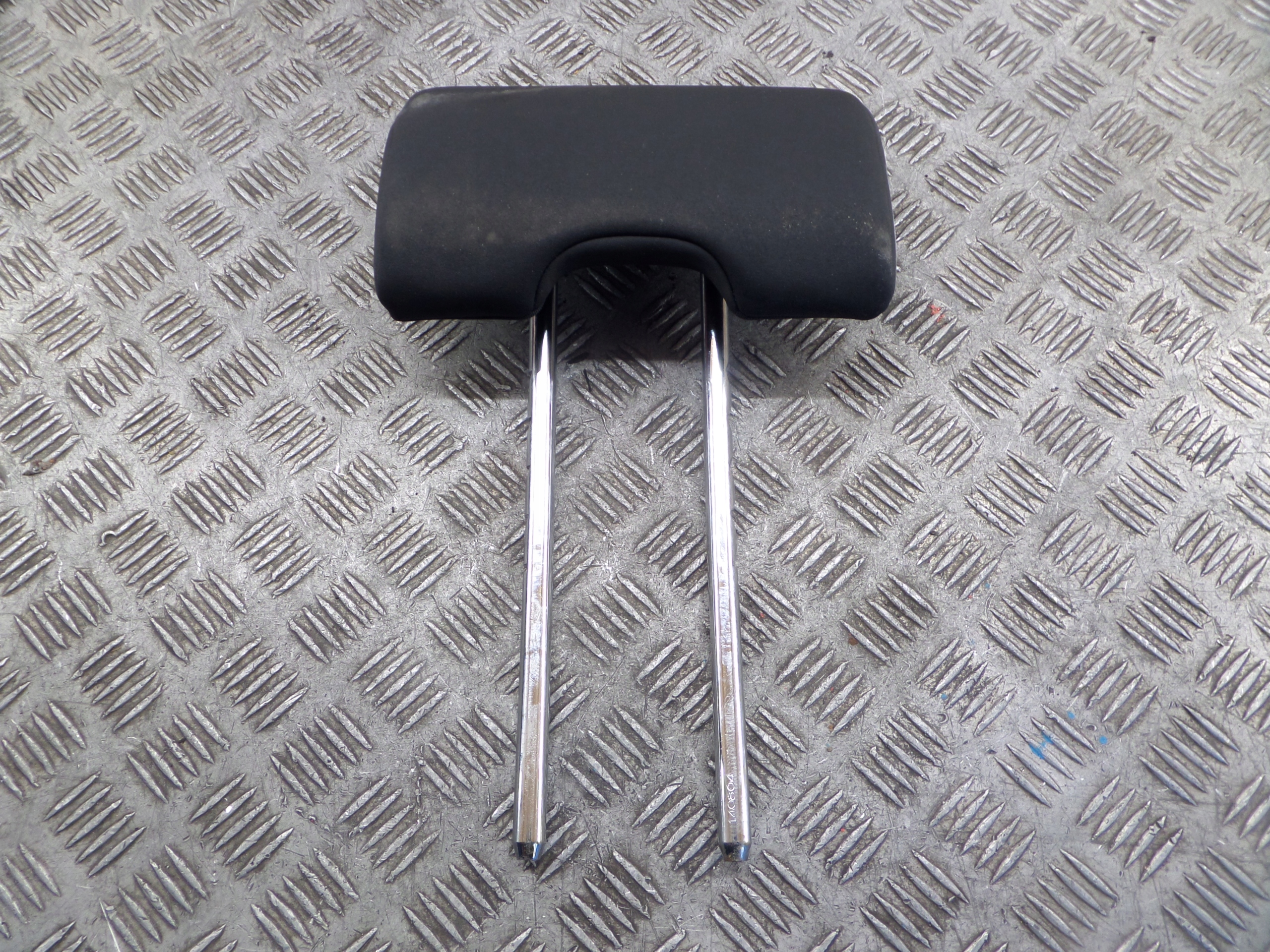 rest KANAPY central rear part rear VOLVO V40 II